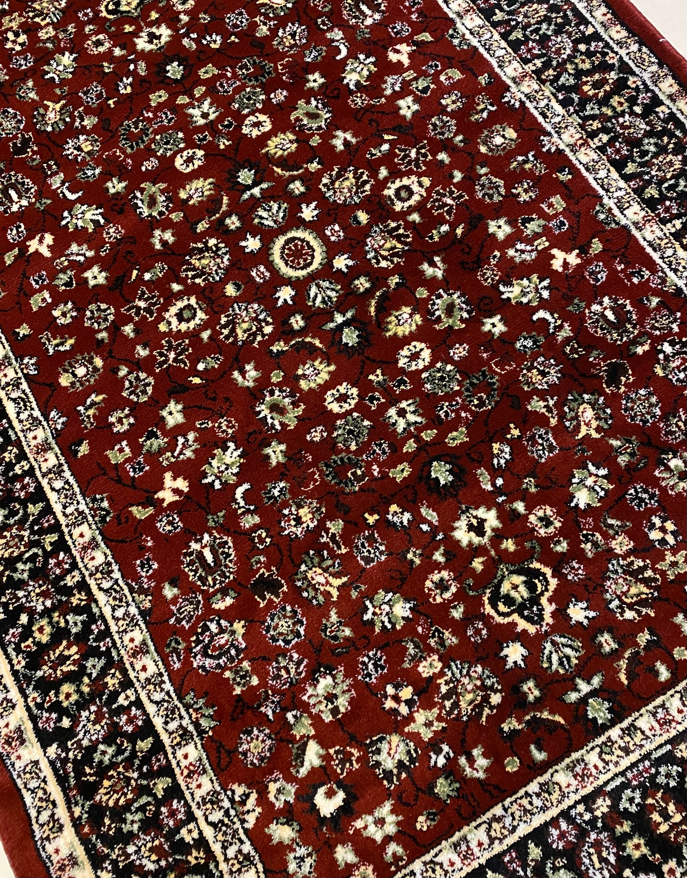 TRADITIONAL-POLYPROPYLENE YARN RUG