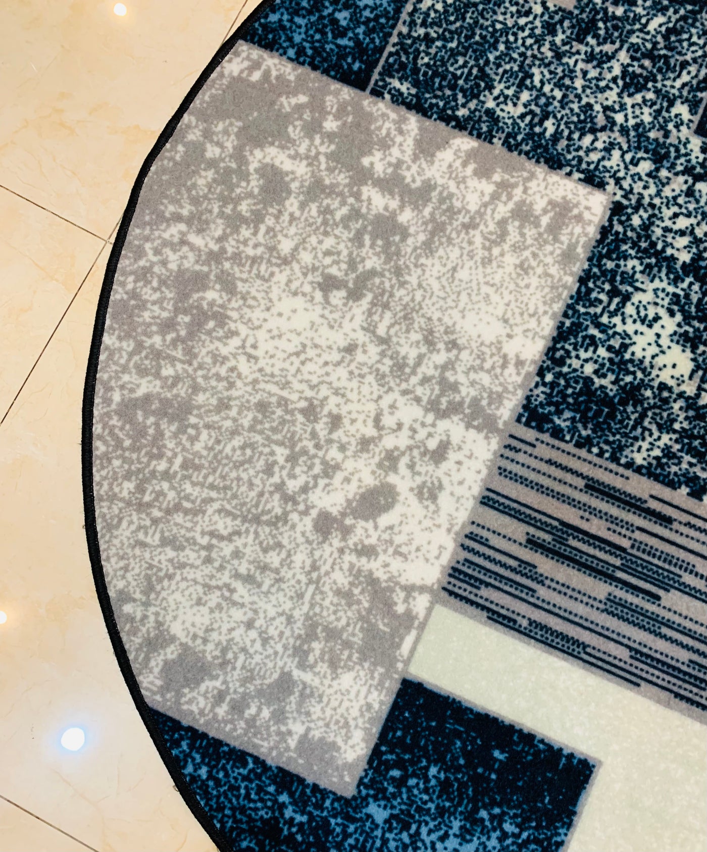 MODERN PRINT ROUND RUG