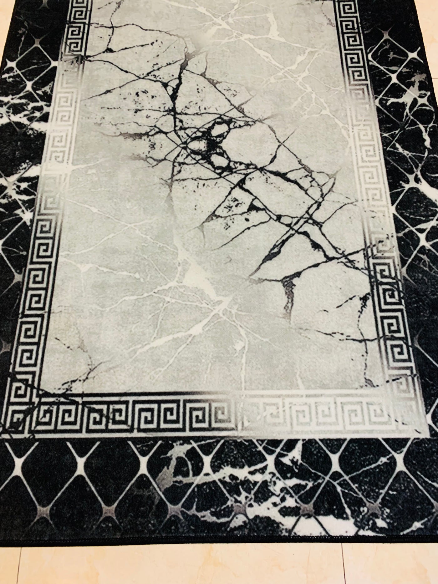 NON-WOVEN PRINTED RUG