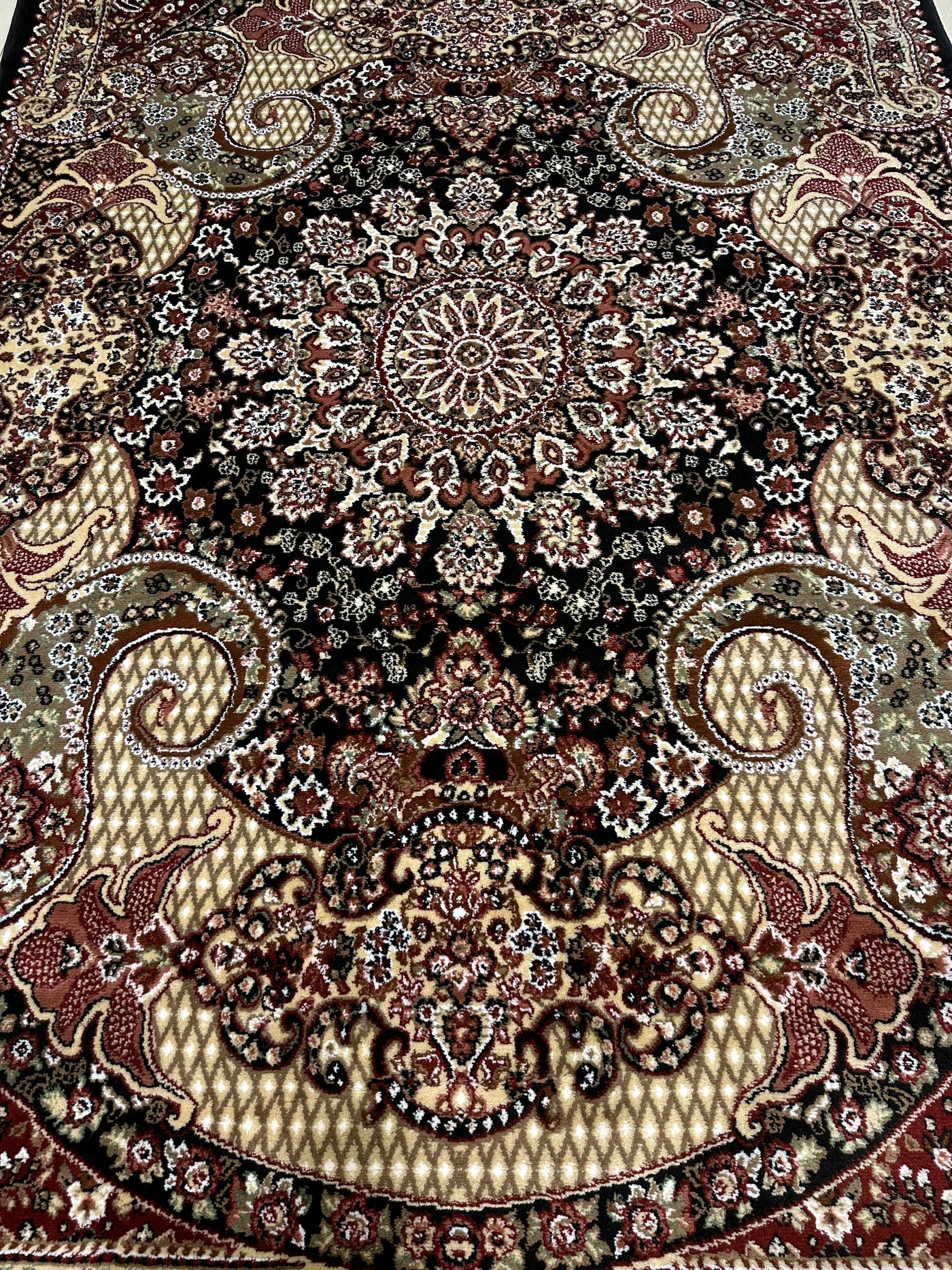 TRADITIONAL-POLYPROPYLENE YARN RUG