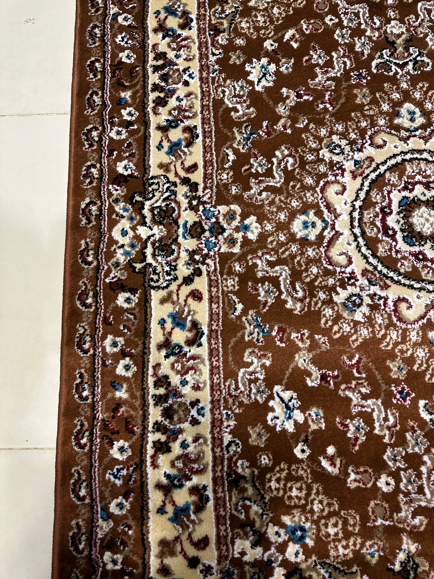 TRADITIONAL-POLYPROPYLENE YARN RUG