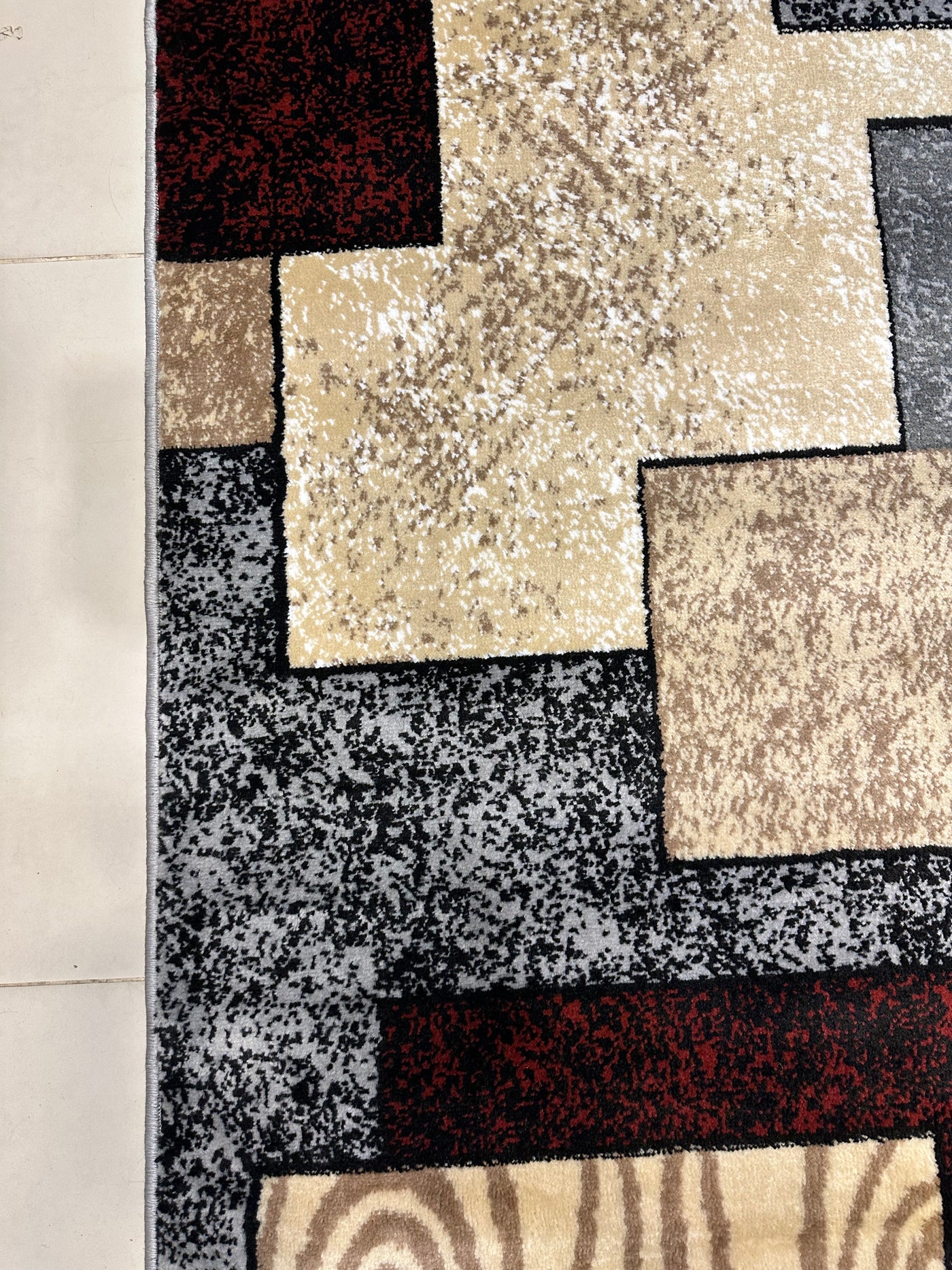 MODERN-POLYPROPYLENE YARN RUG
