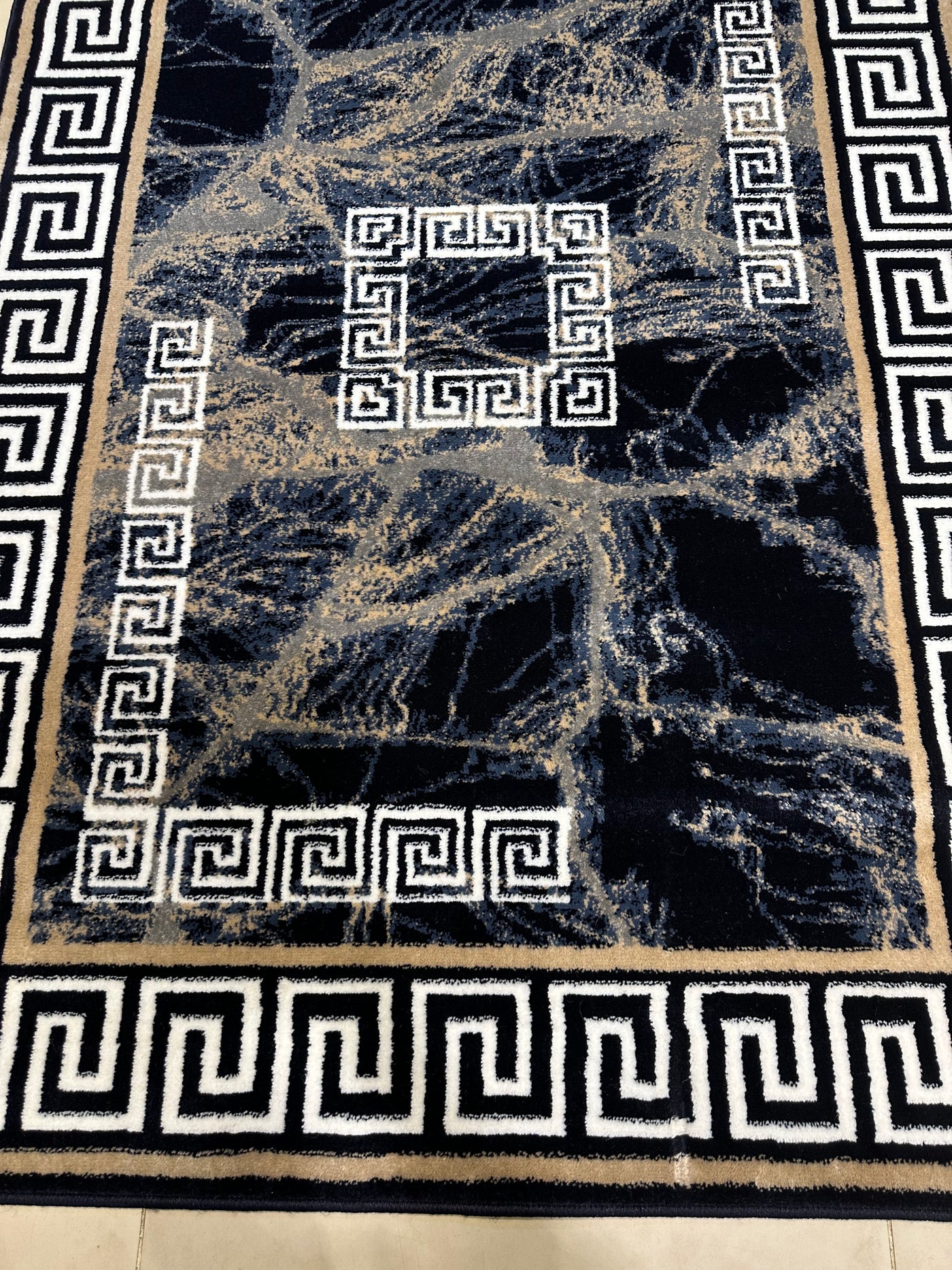 MODERN-POLYPROPYLENE YARN RUG