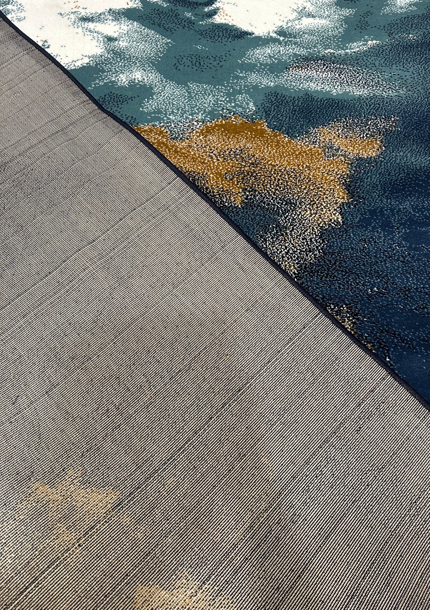 MODERN -POLYPROPYLENE YARN RUG