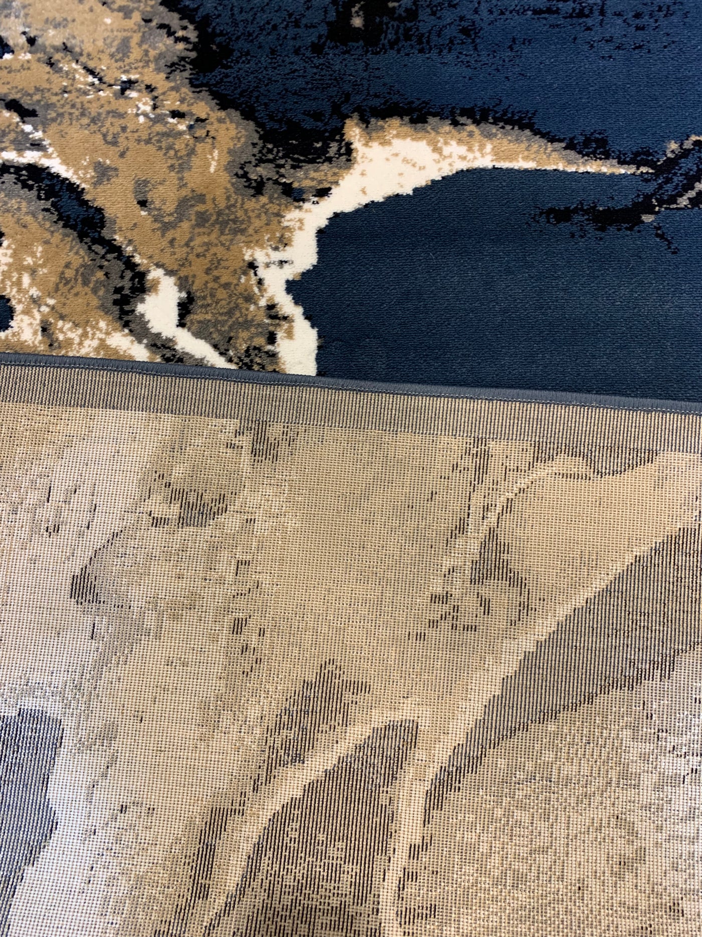 POLYPROPYLENE-MODERN YARN RUG