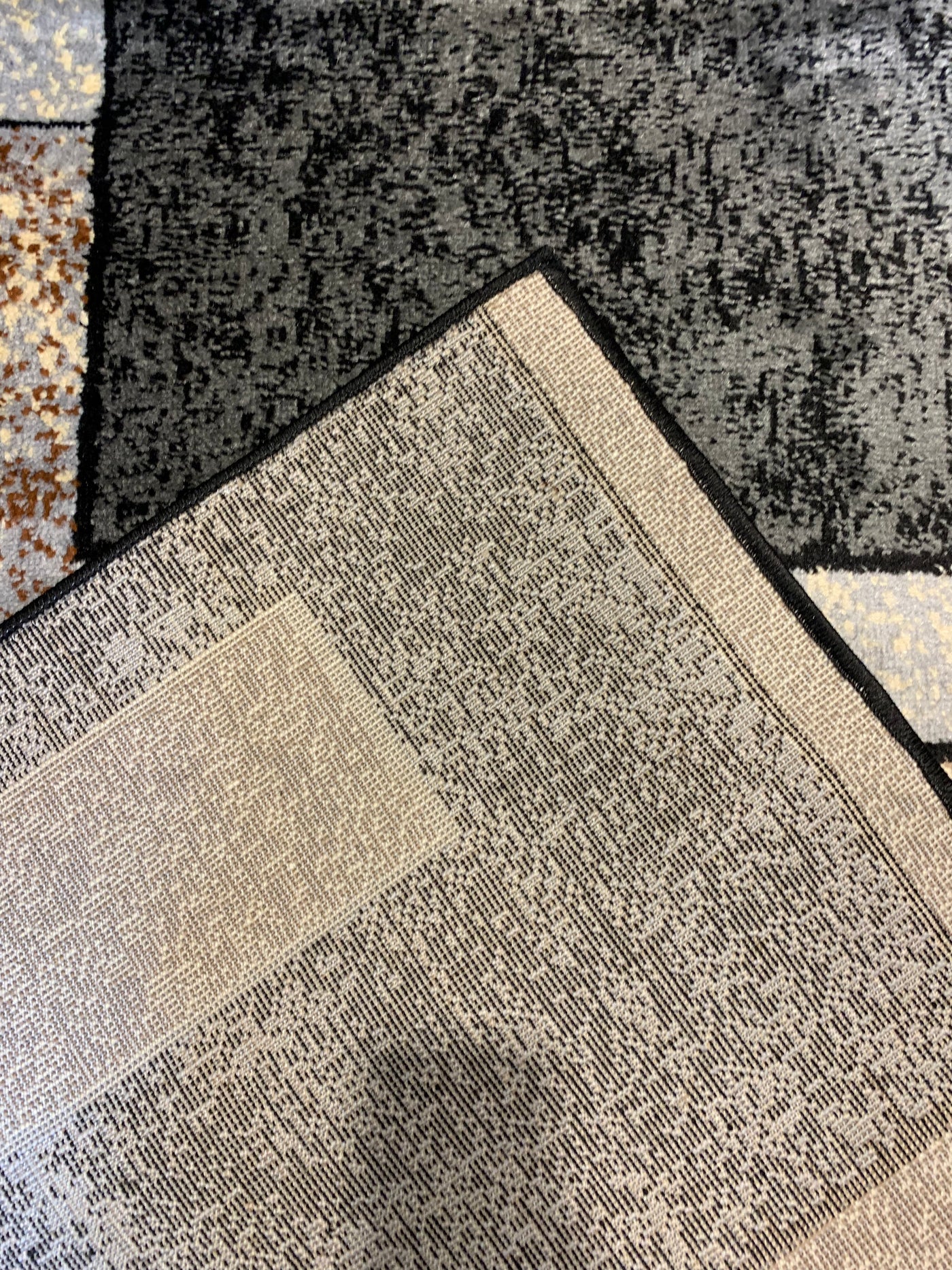 MODERN POLYPROPYLENE YARN RUG (Article-X90)