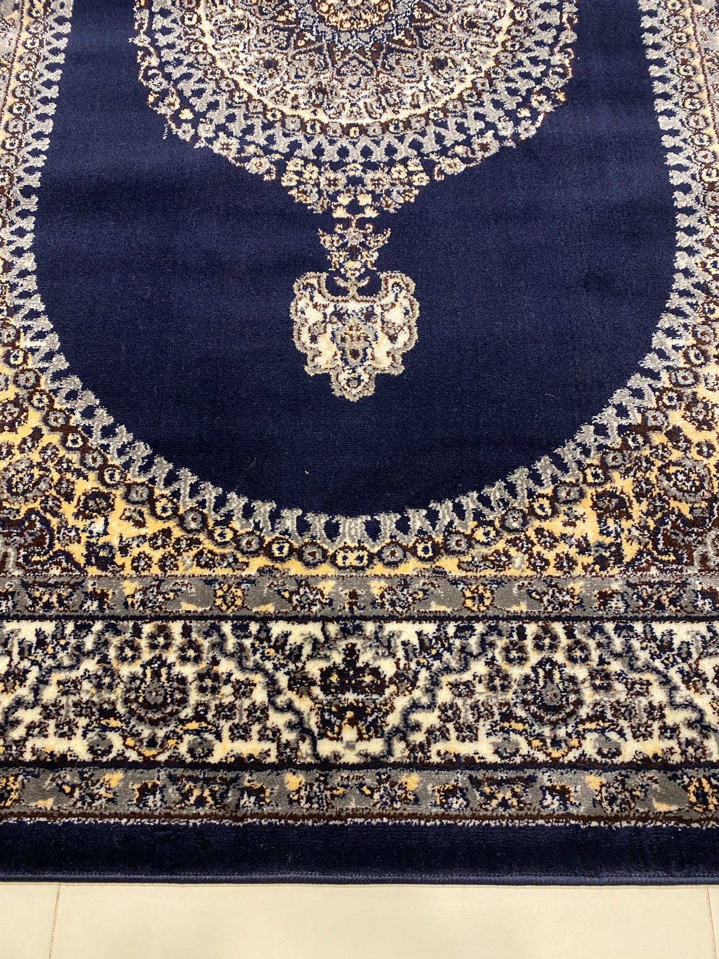PERSIAN POLYPROPYLENE YARN RUG