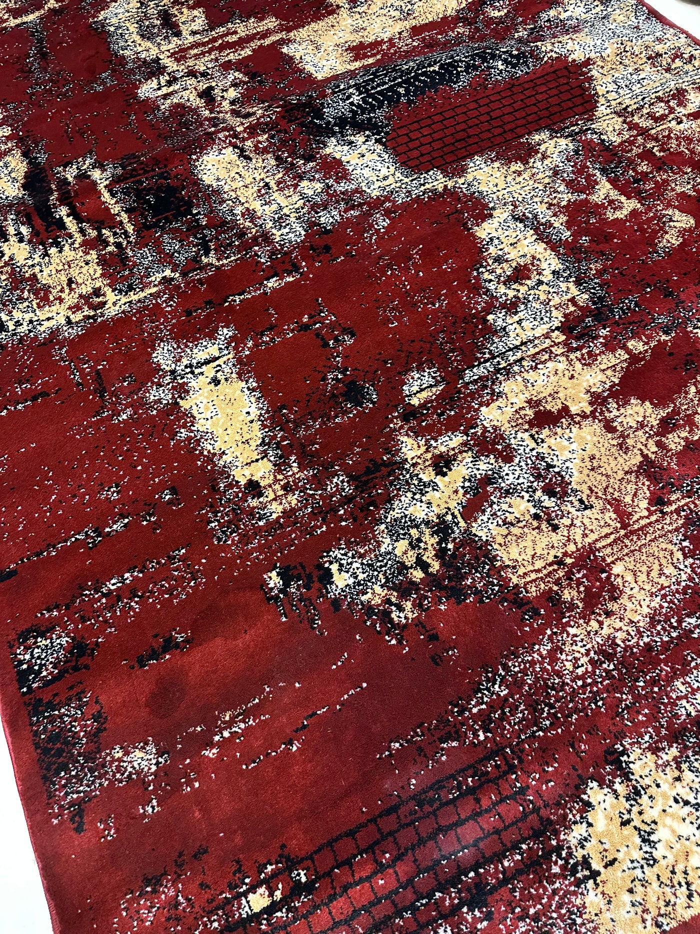 MODERN -POLYPROPYLENE YARN RUG