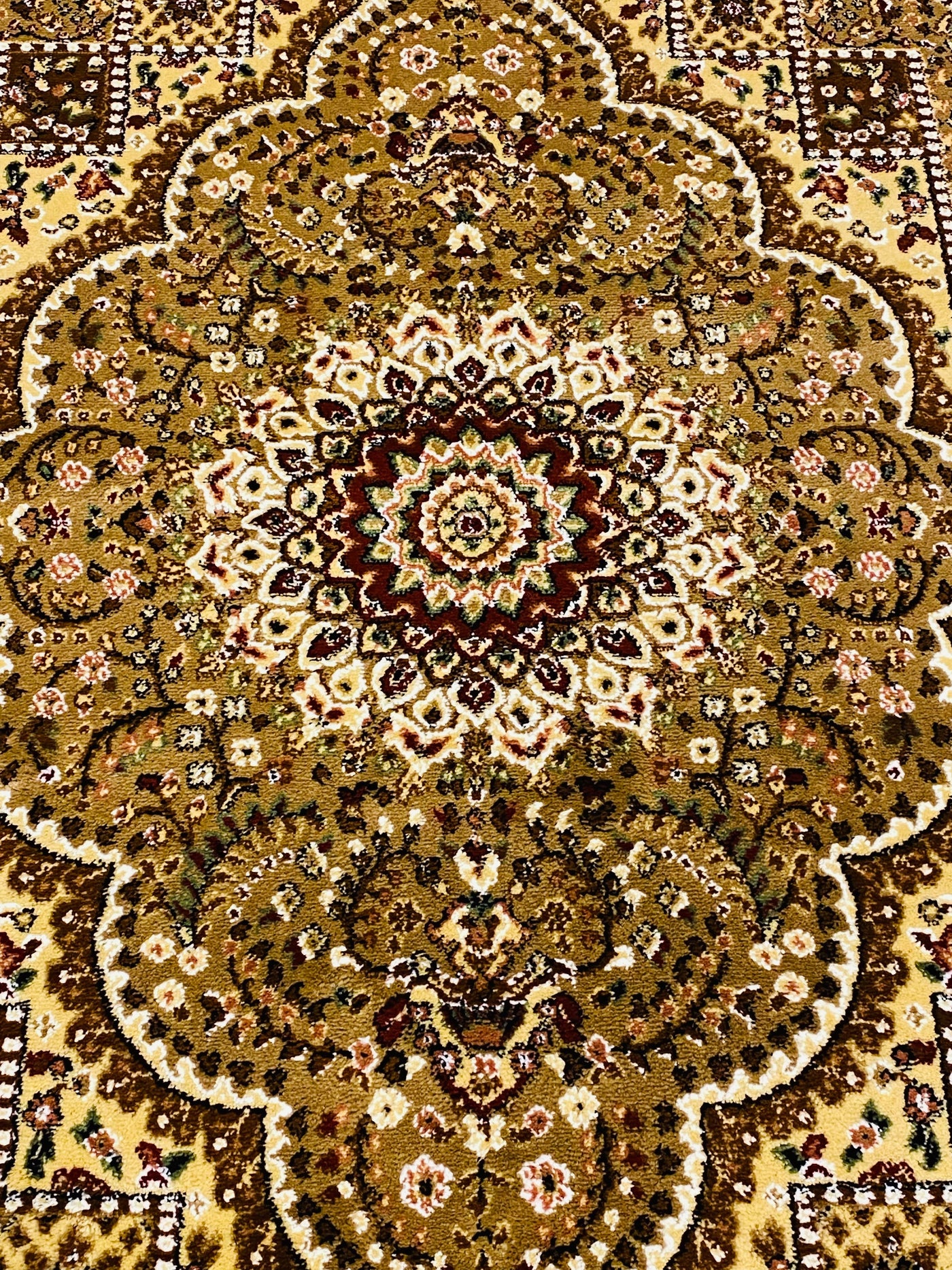 POLYPROPYLENE PERSIAN RUG 6.6FT WIDTH X 9.6FT LENGTH