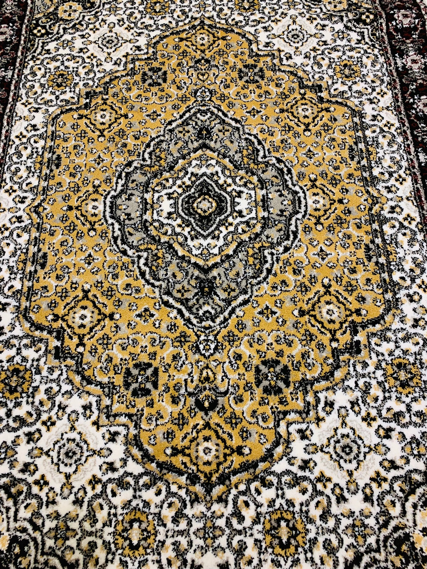 PERSIAN POLYPROPYLENE YARN RUG(Article-X104)