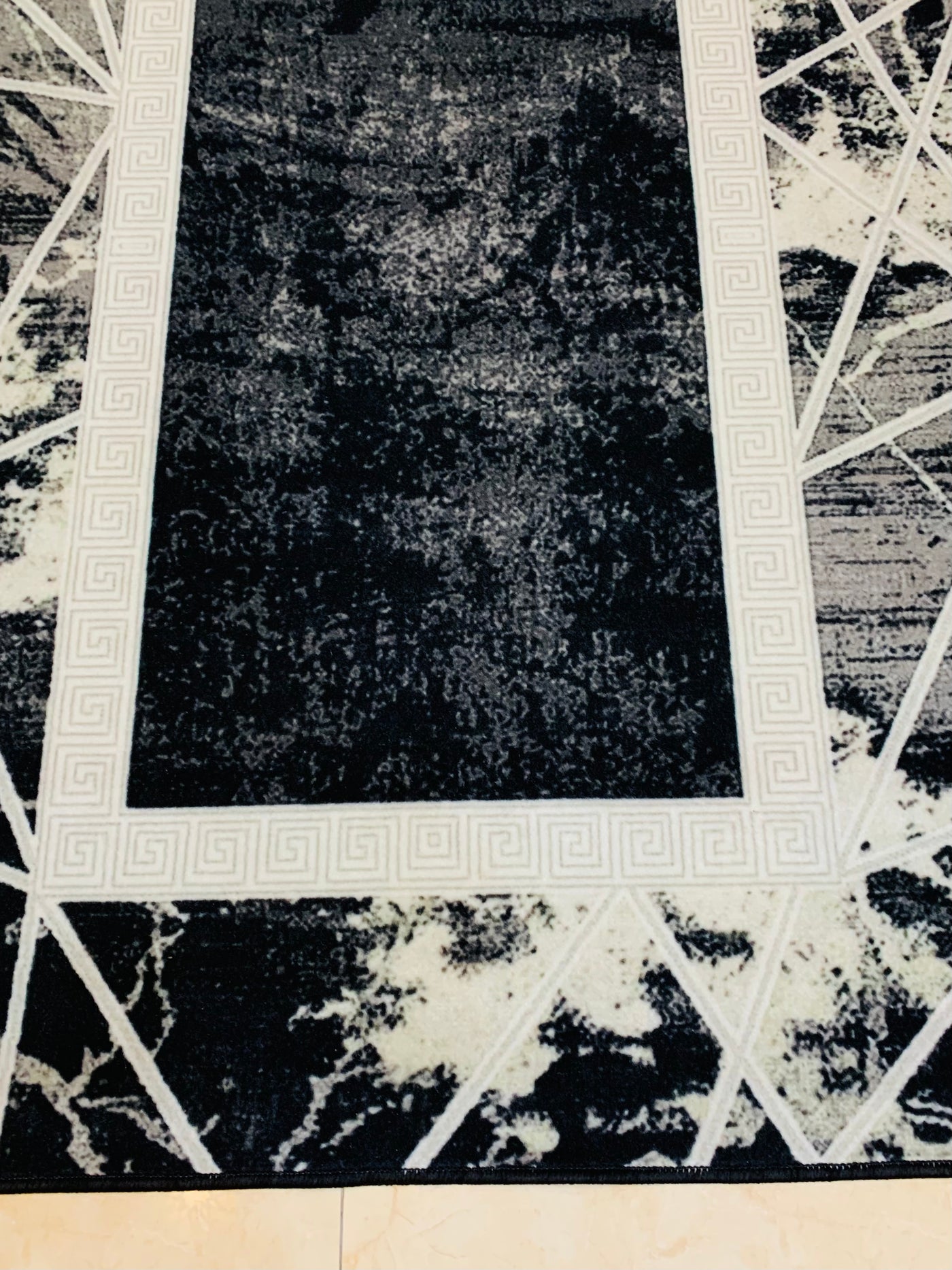 NON-WOVEN PRINTED RUG
