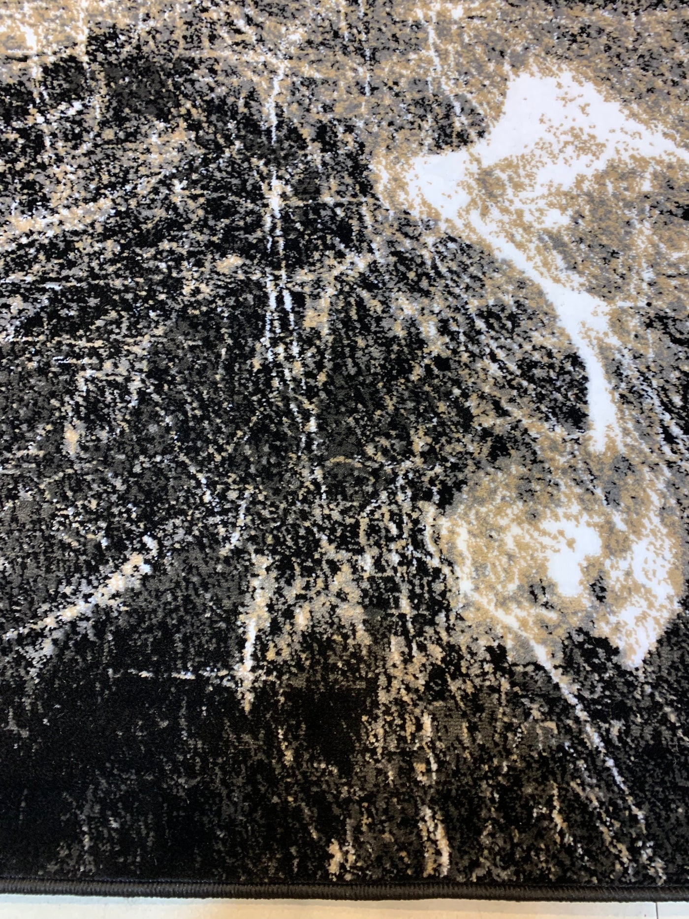 MODERN POLYPROPYLENE YARN RUG (Article-X112)