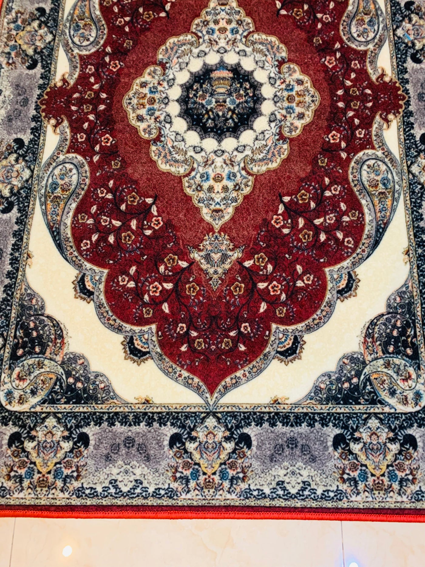 NON-WOVEN PRINTED RUG