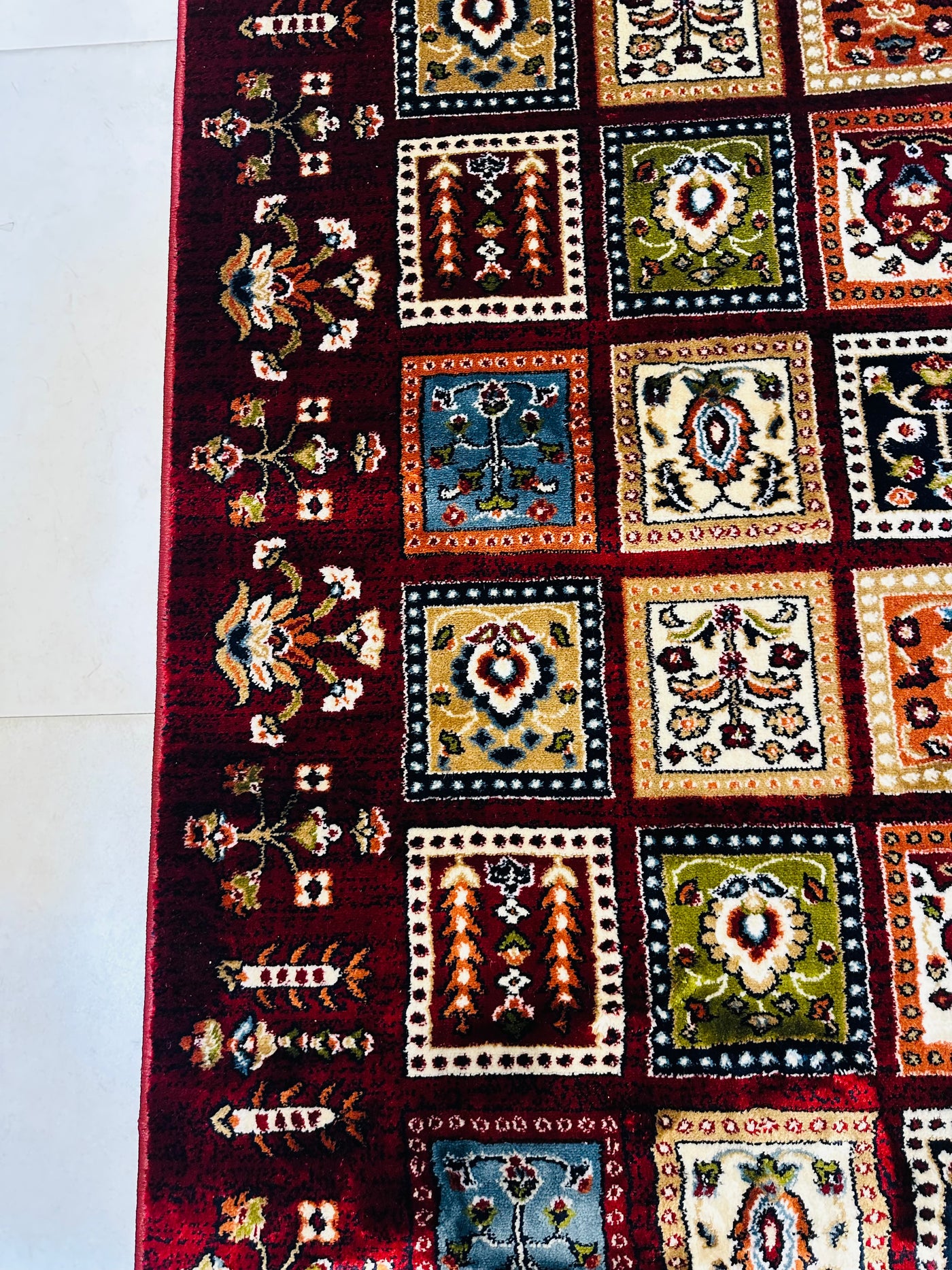 SUPER-SOFT GARNET MODERN DESIGN