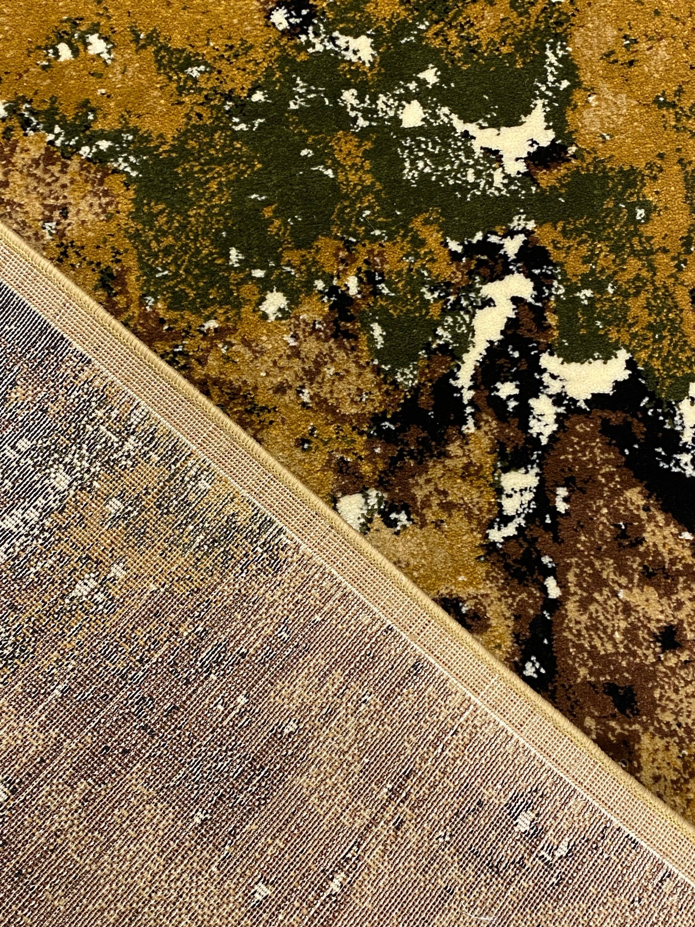 MODERN POLYPROPYLENE RUG