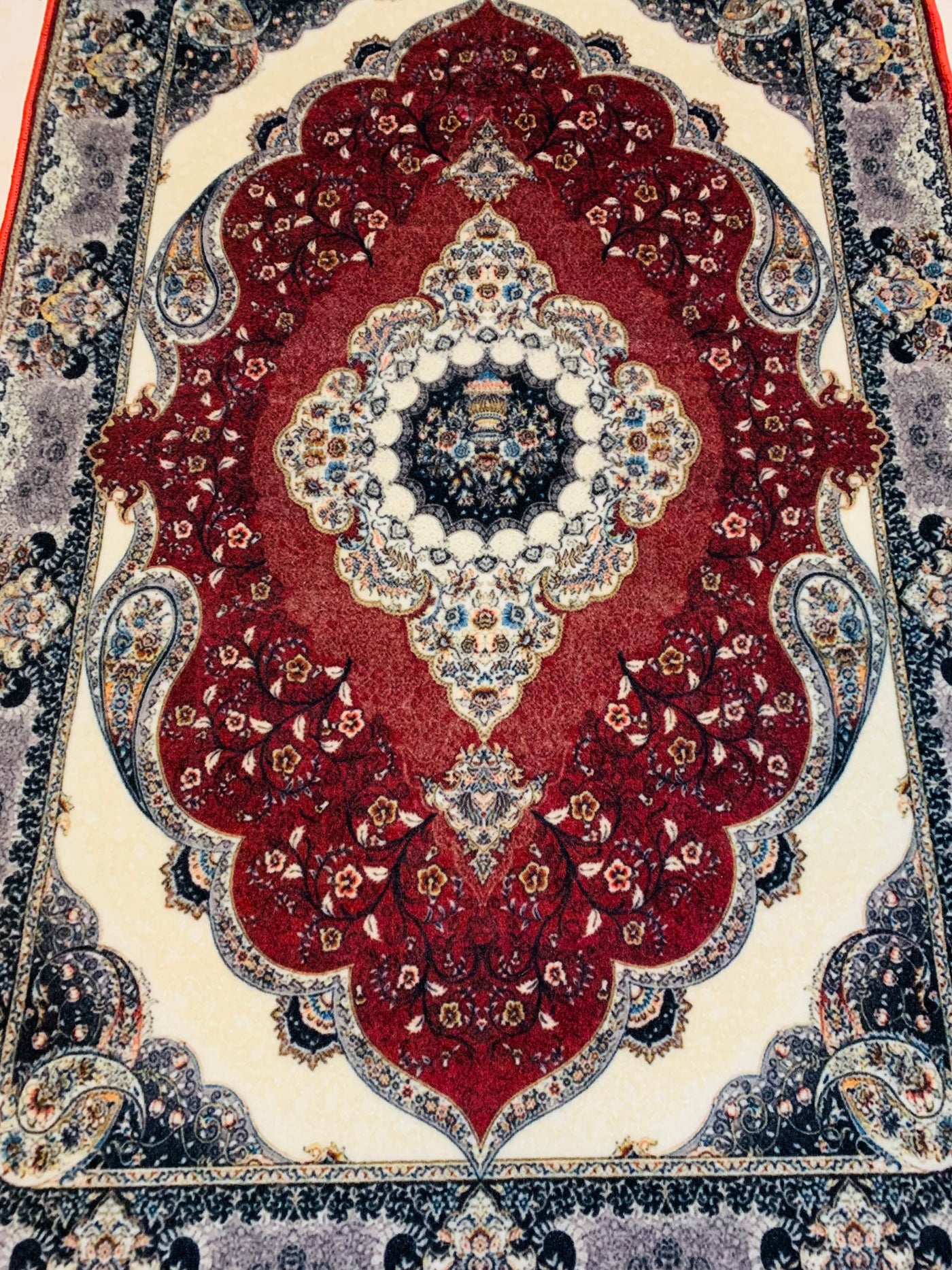 NON-WOVEN PRINTED RUG