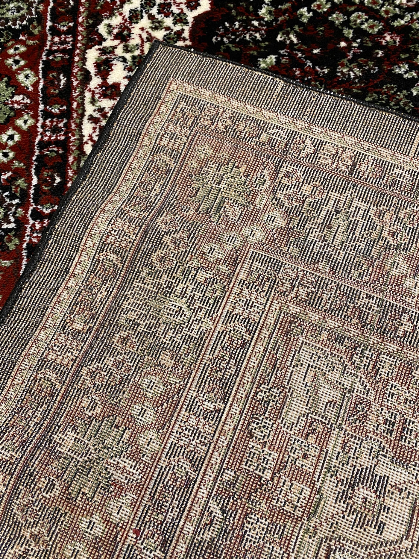 TRADITIONAL-POLYPROPYLENE YARN RUG