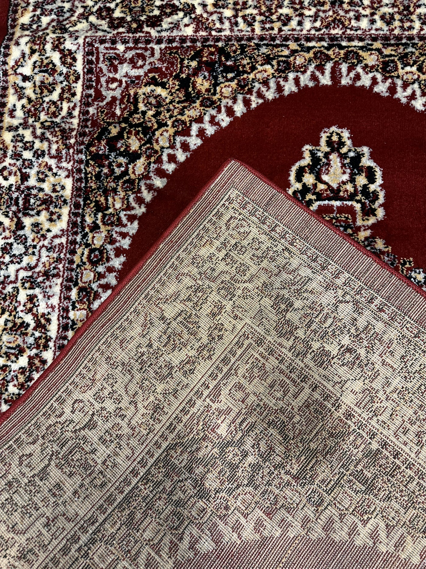 TRADITIONAL-POLYPROPYLENE YARN RUG