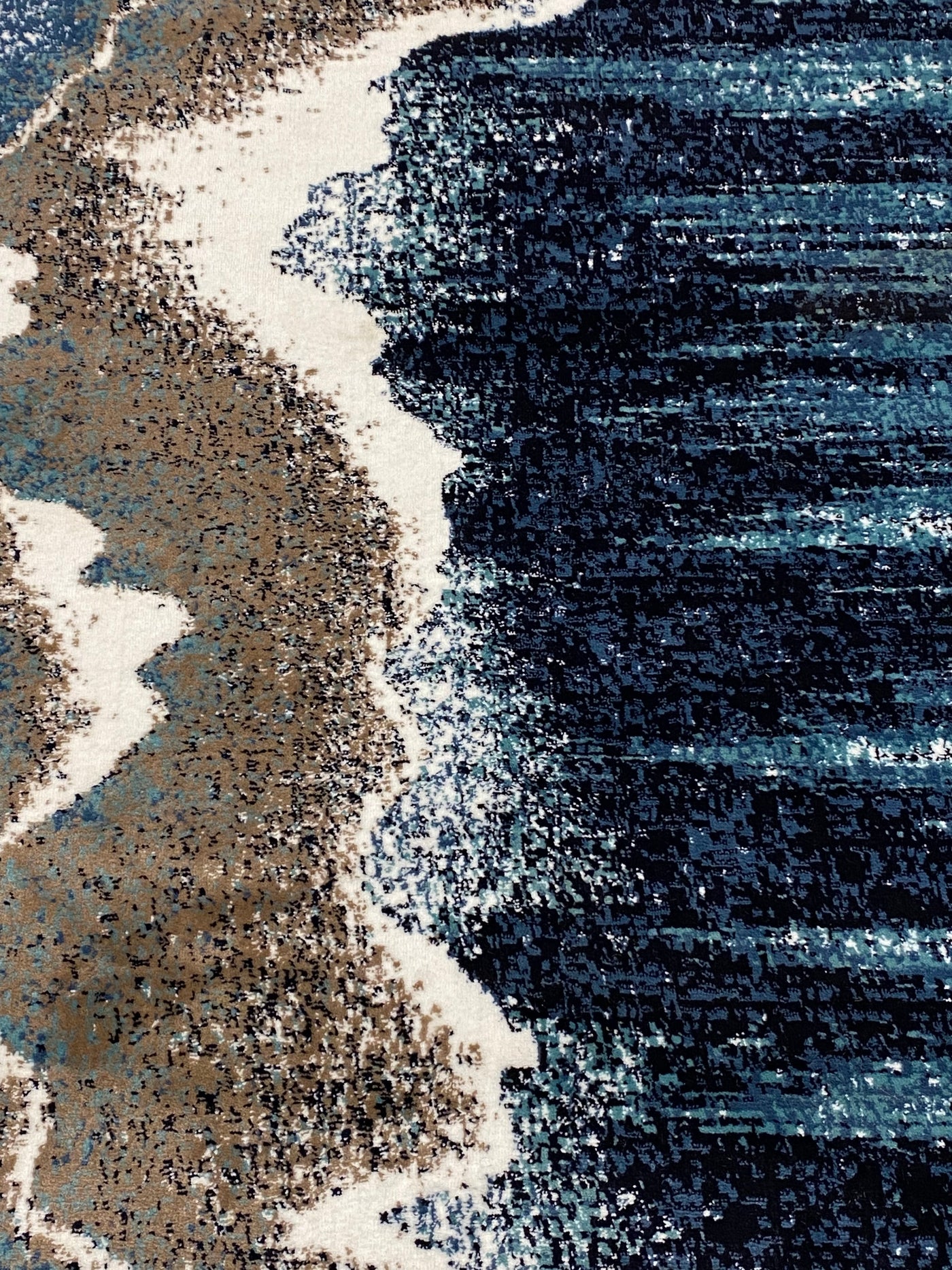 MODERN POLYPROPYLENE RUG