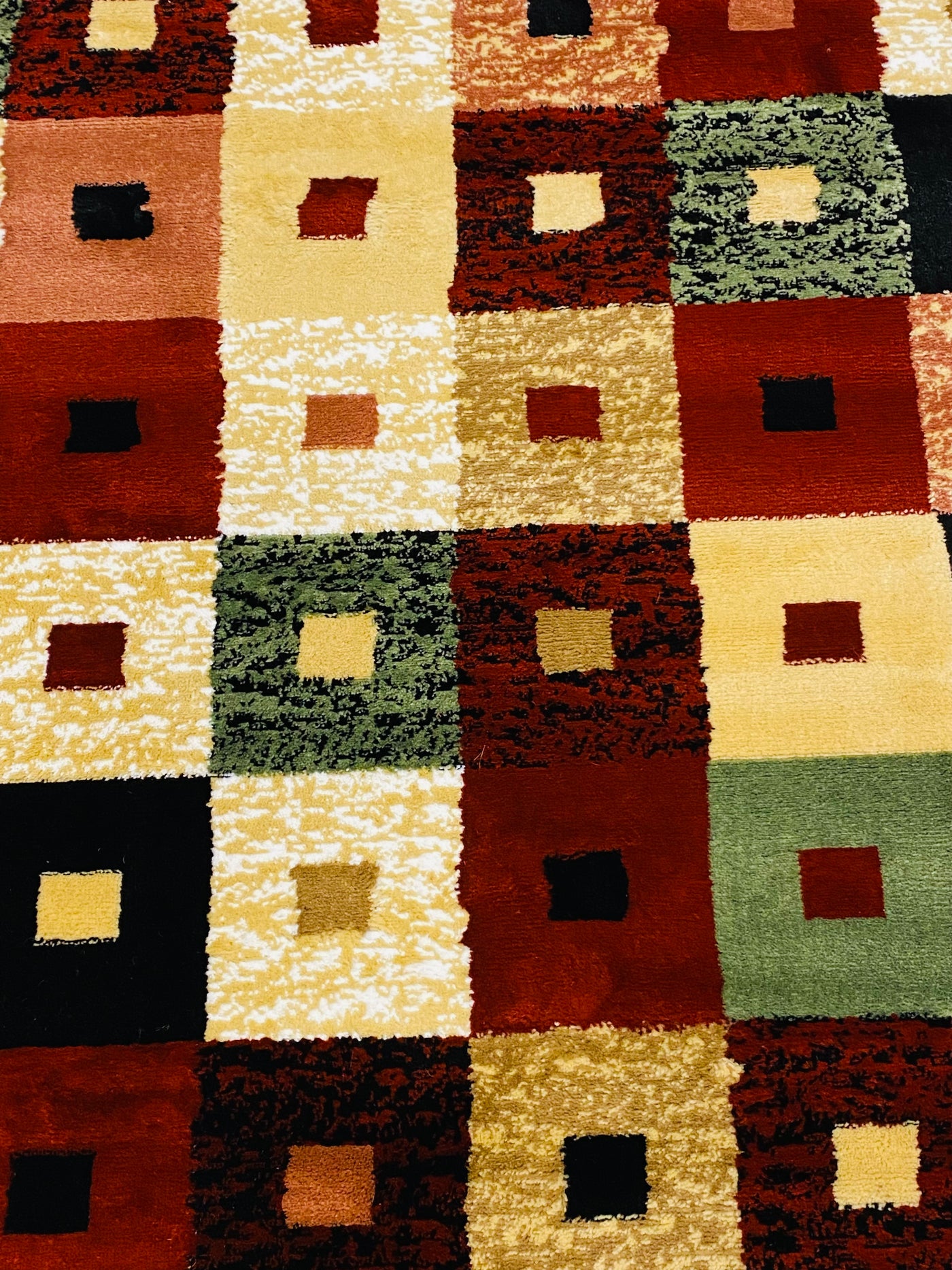 MODERN POLYPROPYLENE RUG