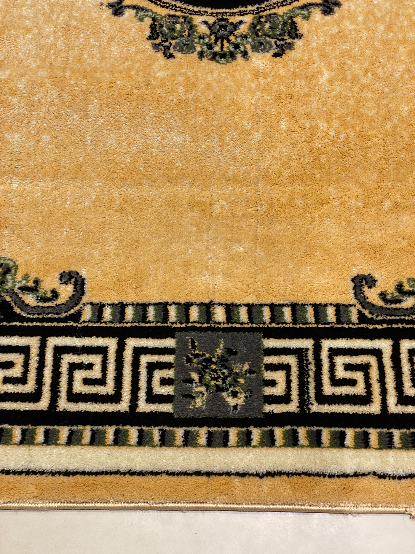 MODERN POLYPROPYLENE YARN RUG