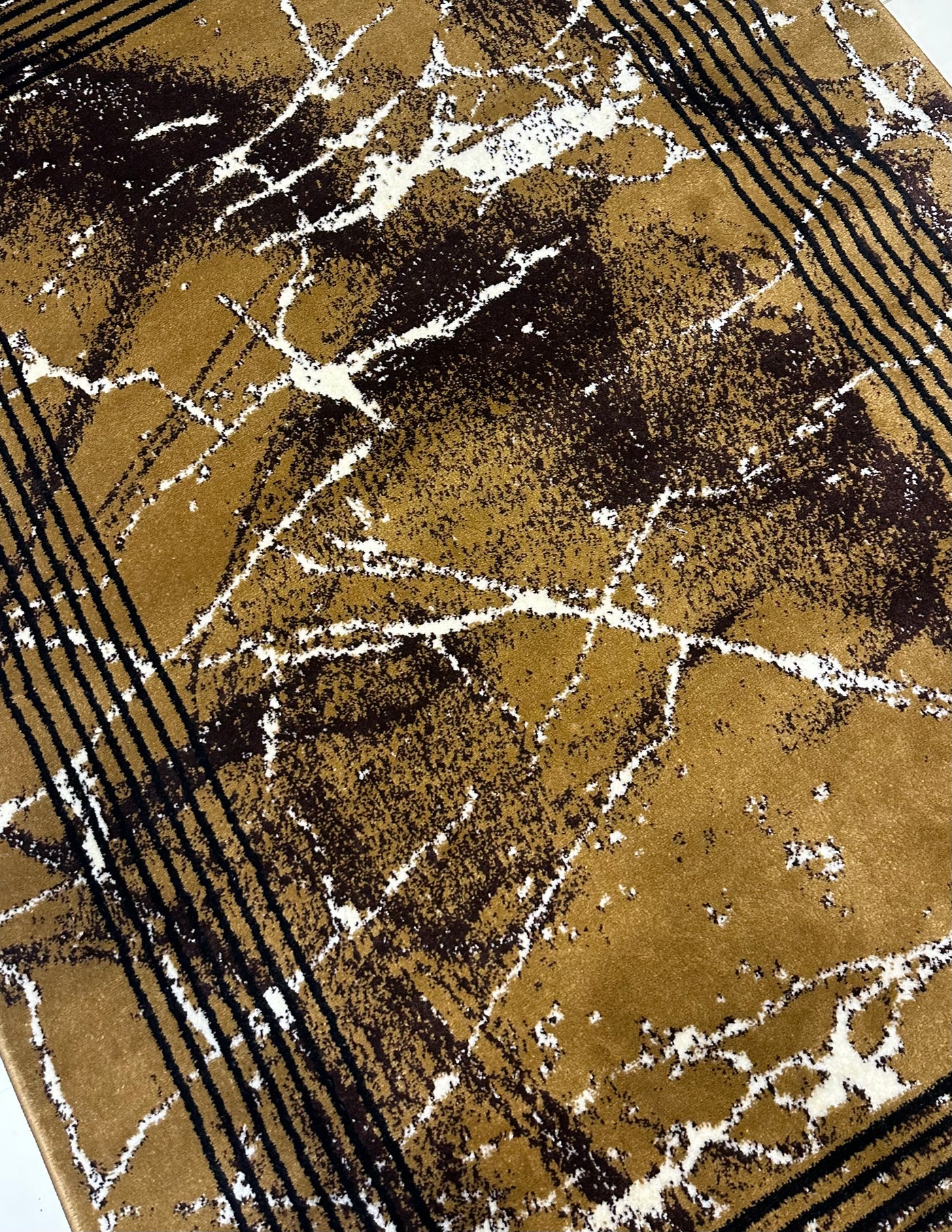 MODERN POLYPROPYLENE YARN RUG