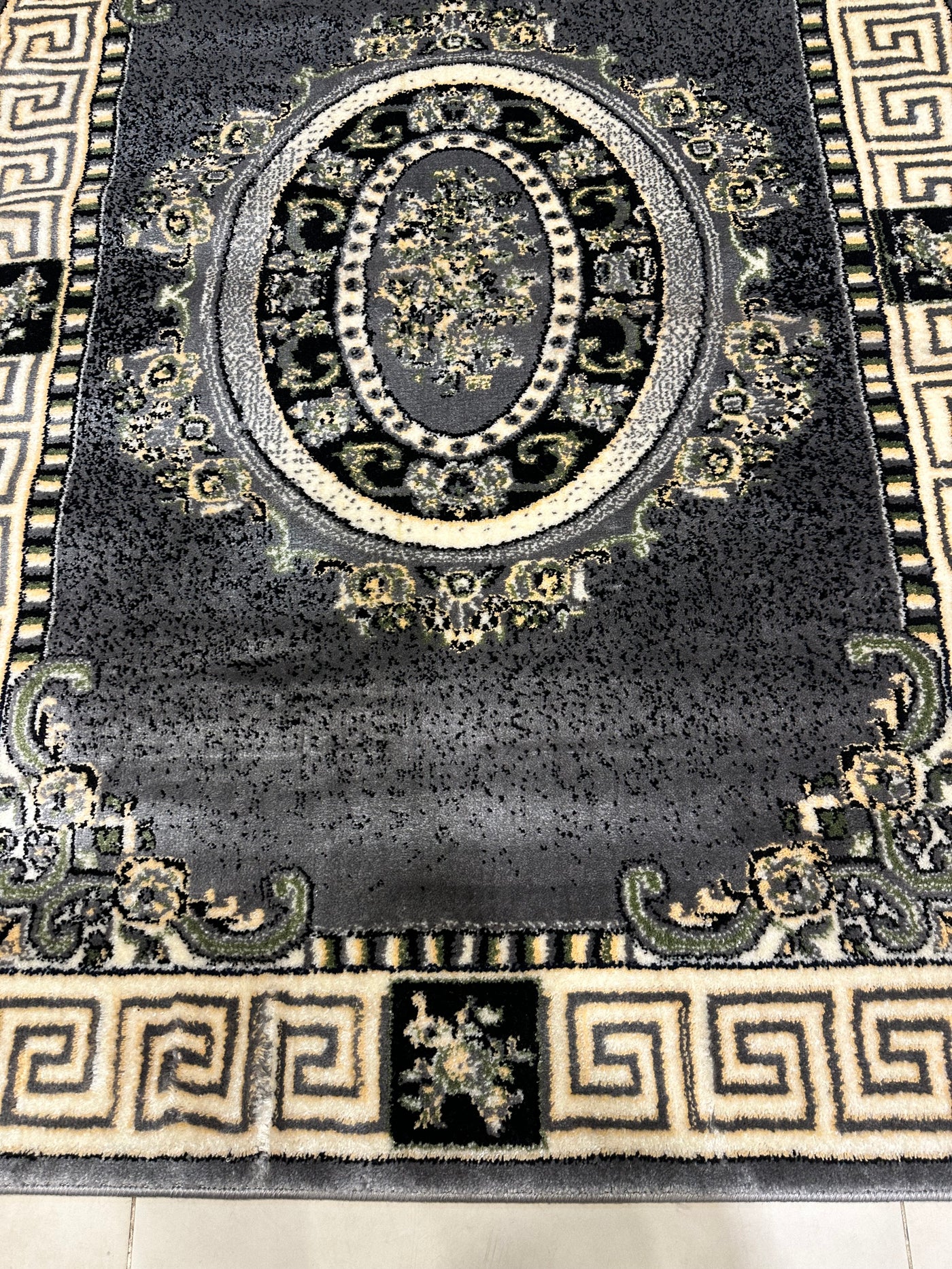 MODERN-POLYPROPYLENE YARN RUG