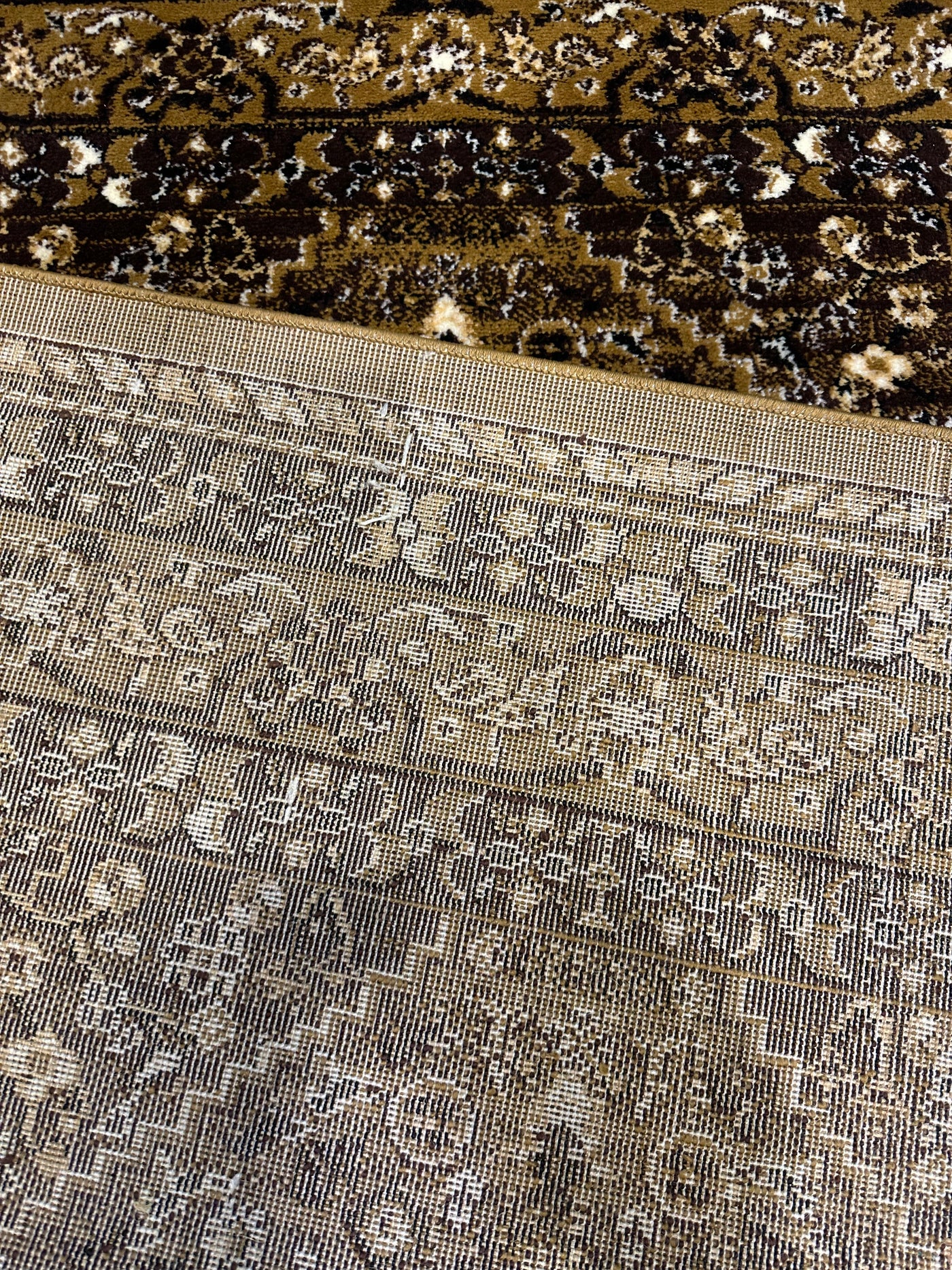 TRADITIONAL-POLYPROPYLENE YARN RUG