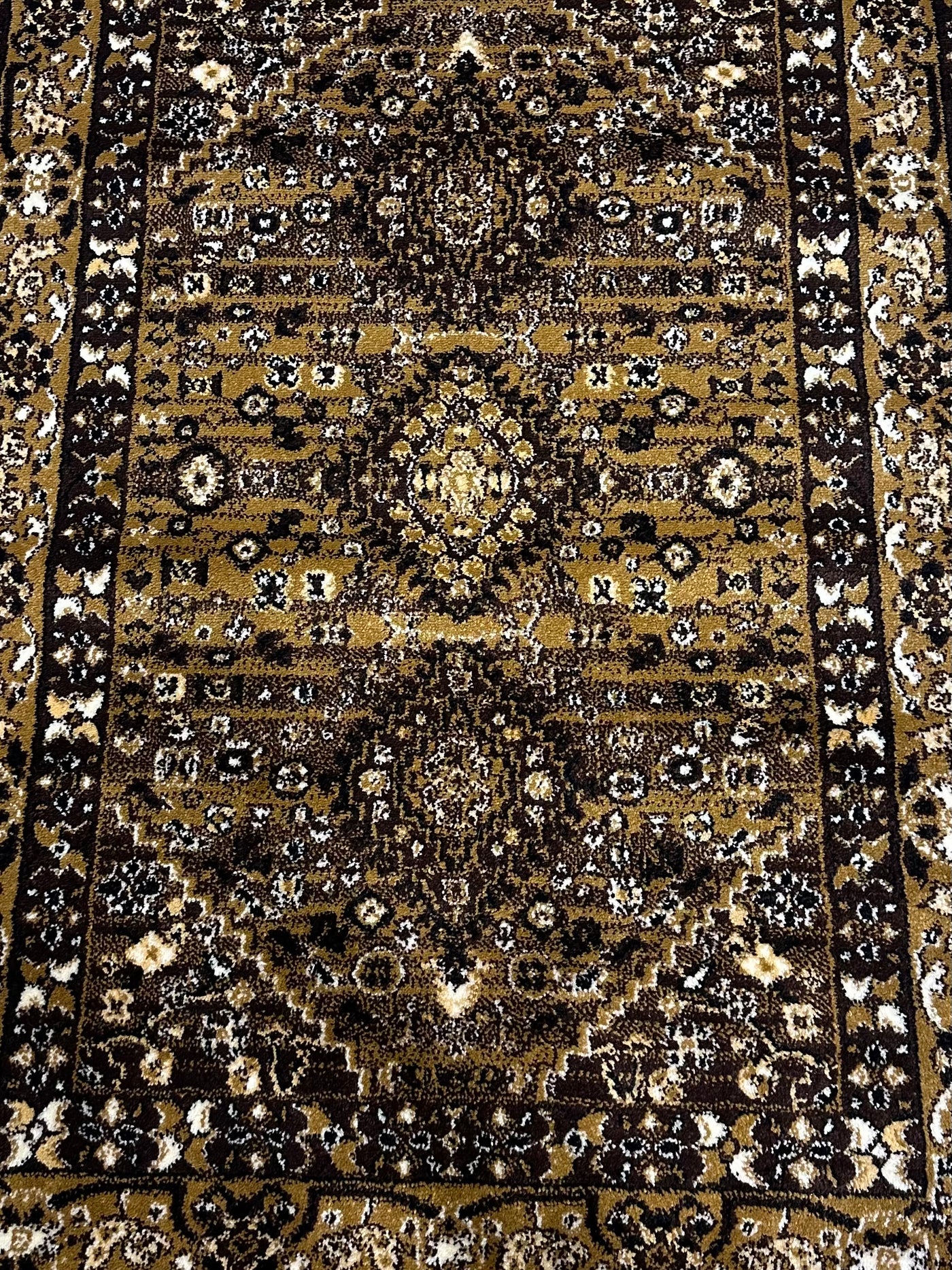 TRADITIONAL-POLYPROPYLENE YARN RUG