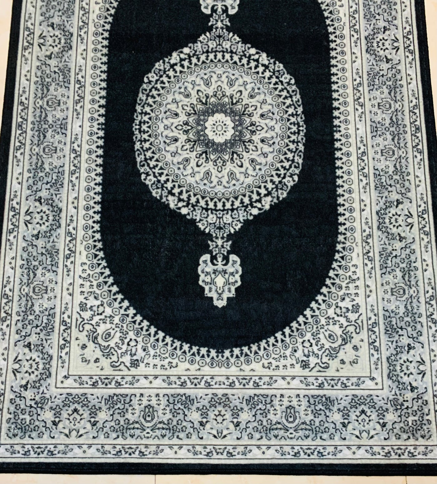 NON-WOVEN PRINTED RUG