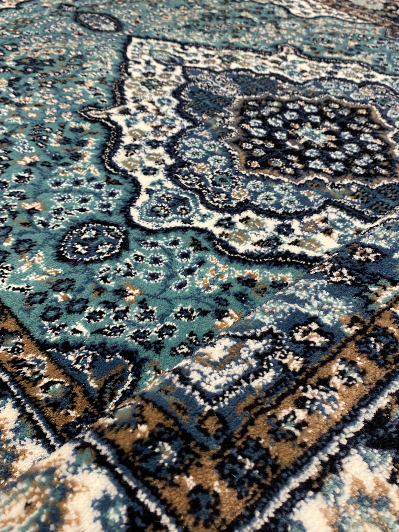 PERSIAN POLYPROPYLENE RUG