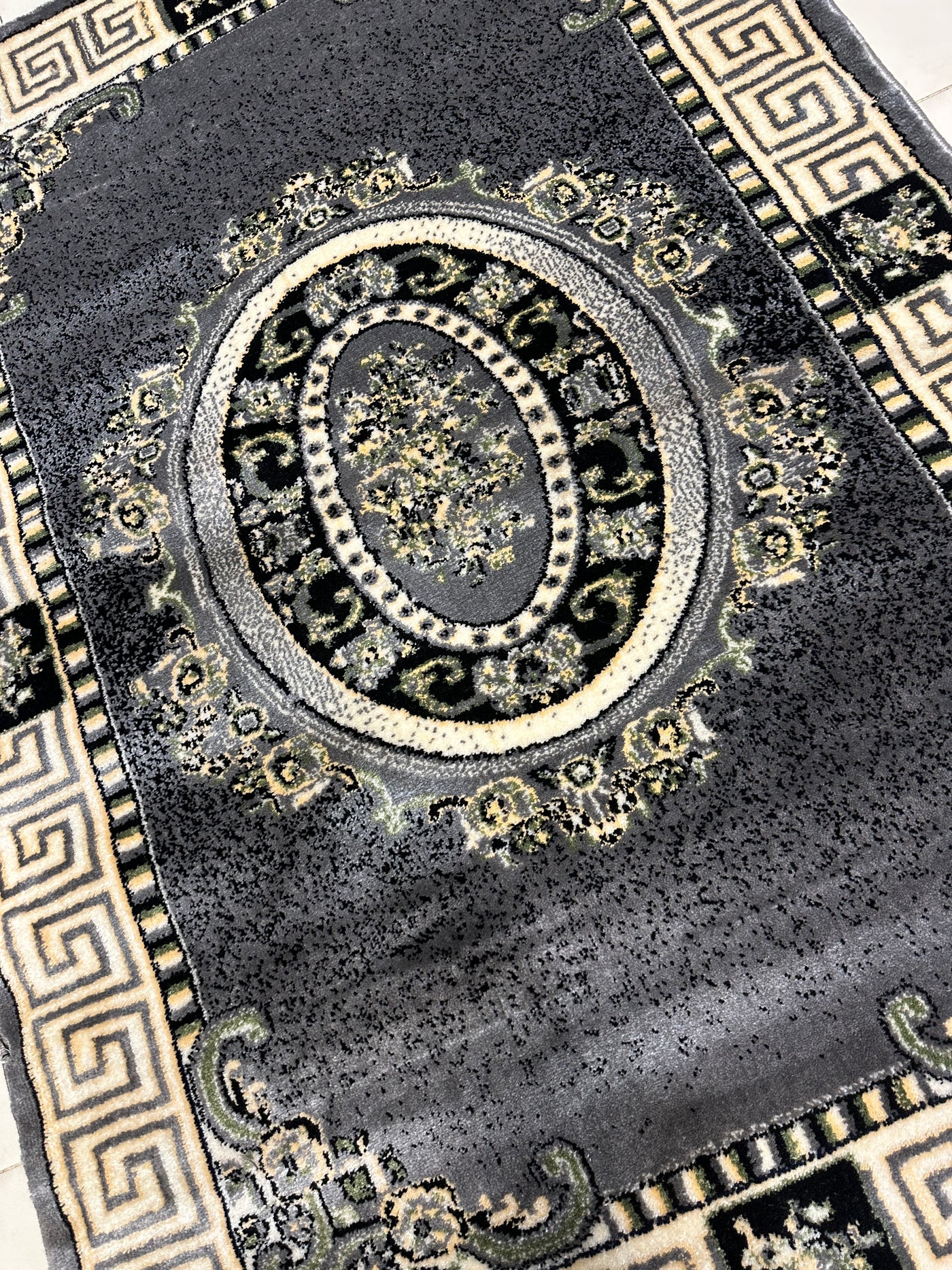 MODERN-POLYPROPYLENE YARN RUG