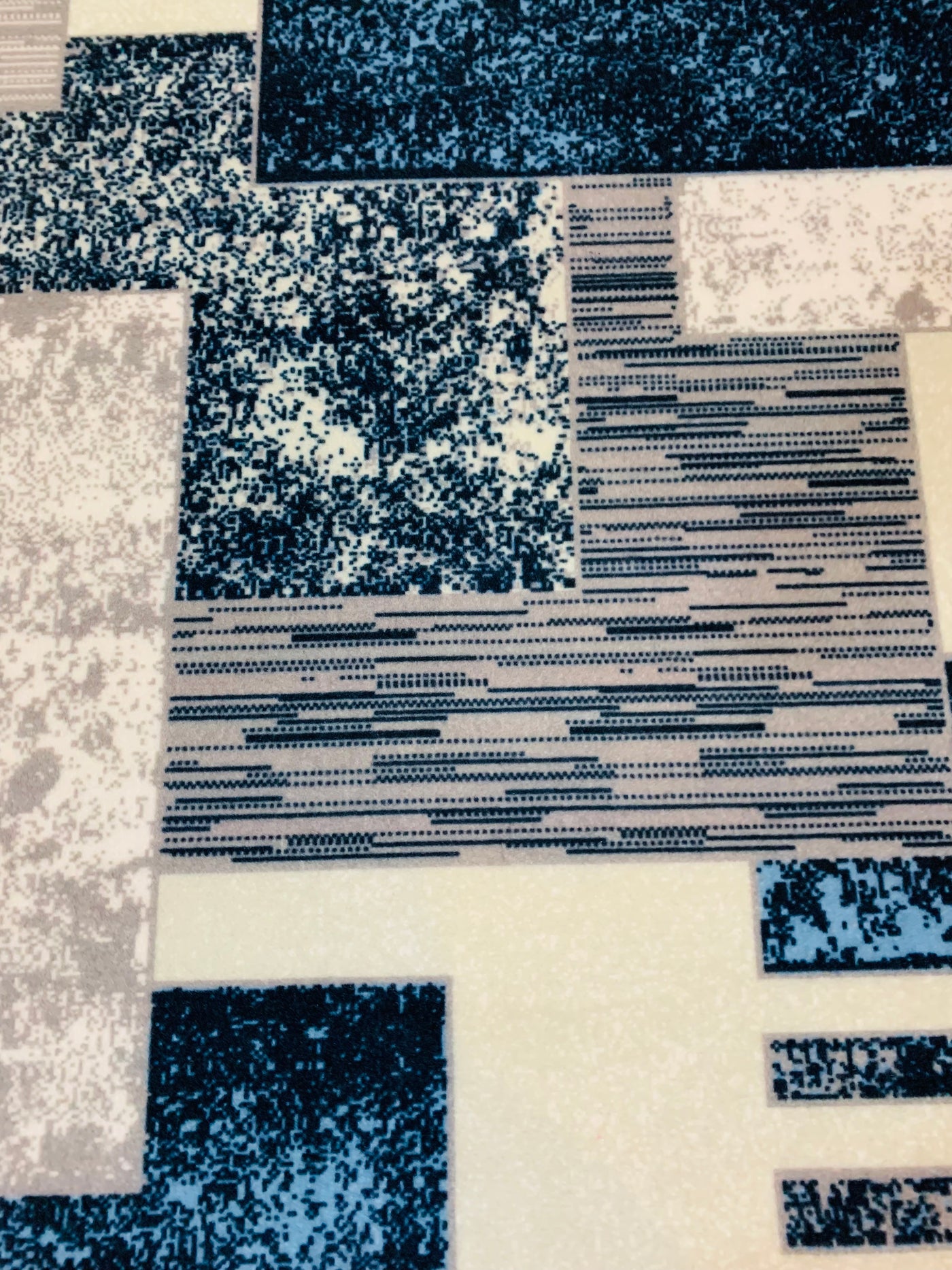 MODERN PRINT ROUND RUG