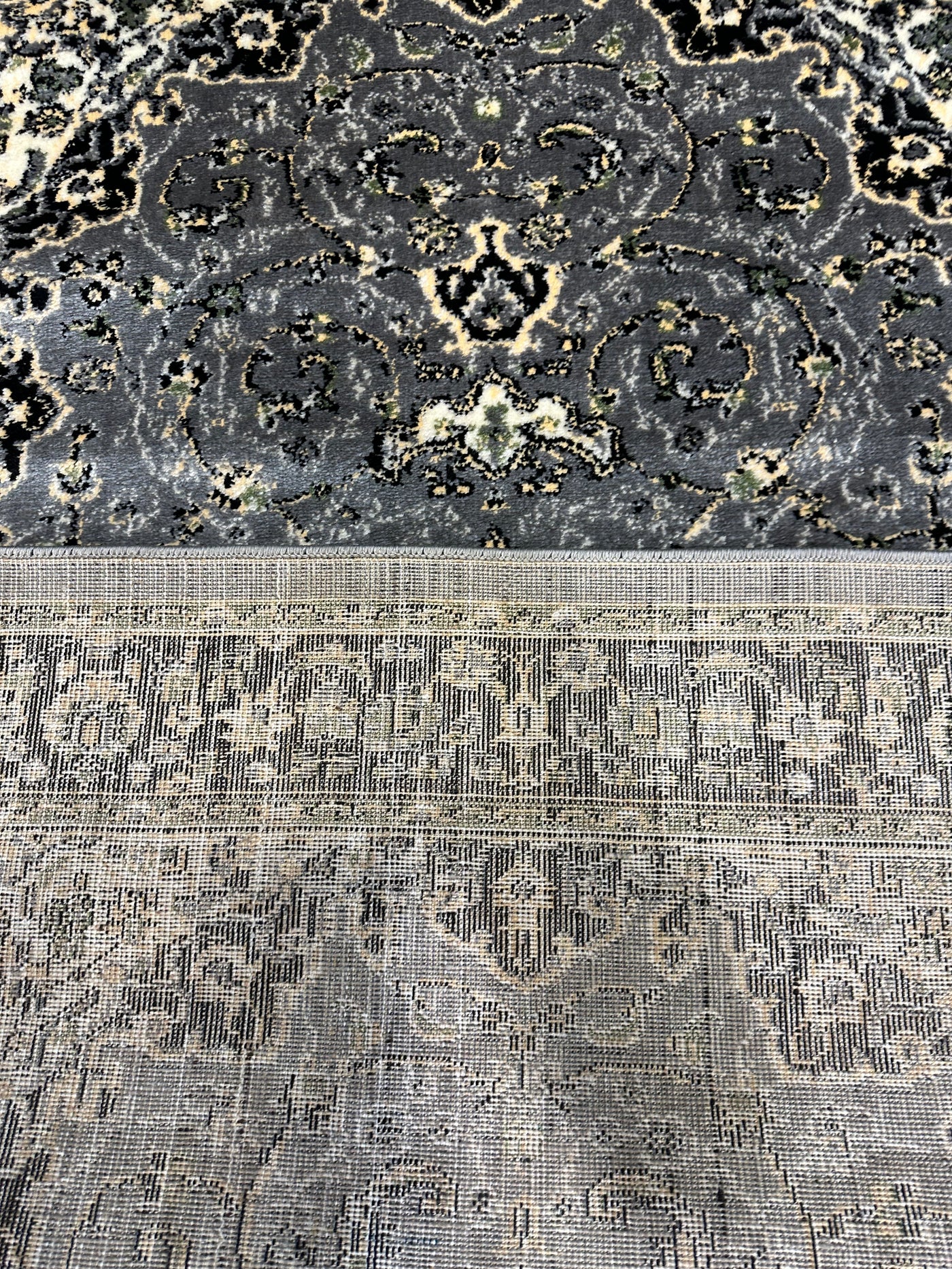 TRADITIONAL-POLYPROPYLENE YARN RUG