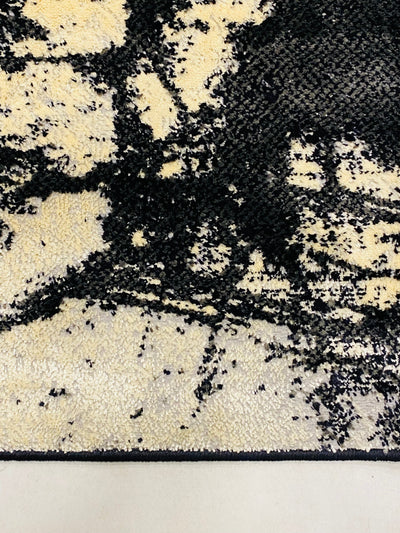 MODERN POLYPROPYLENE RUG
