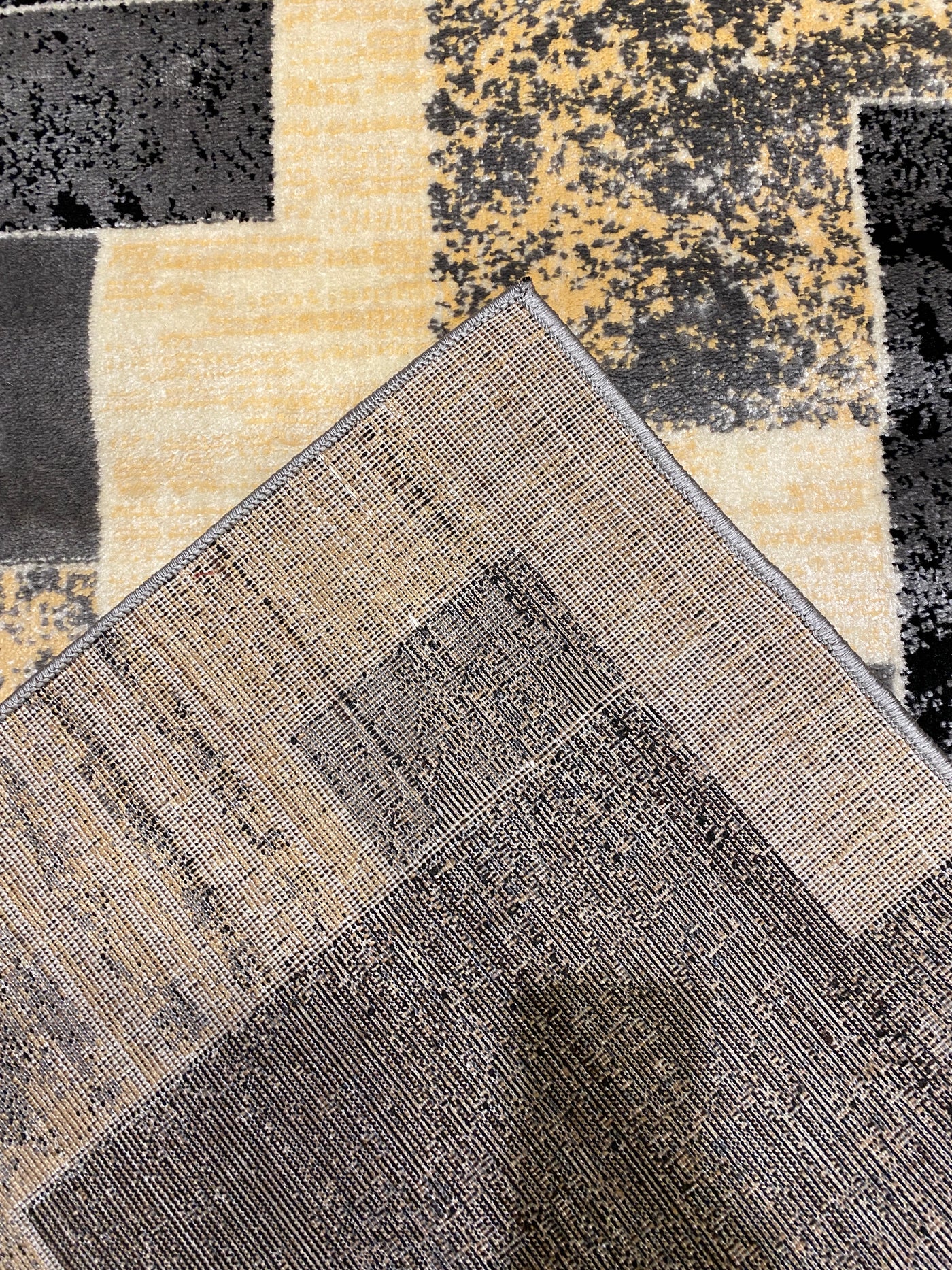 Modern -Polypropylene Woven Runner 2.6 Ft Width X 6.6 Ft Length