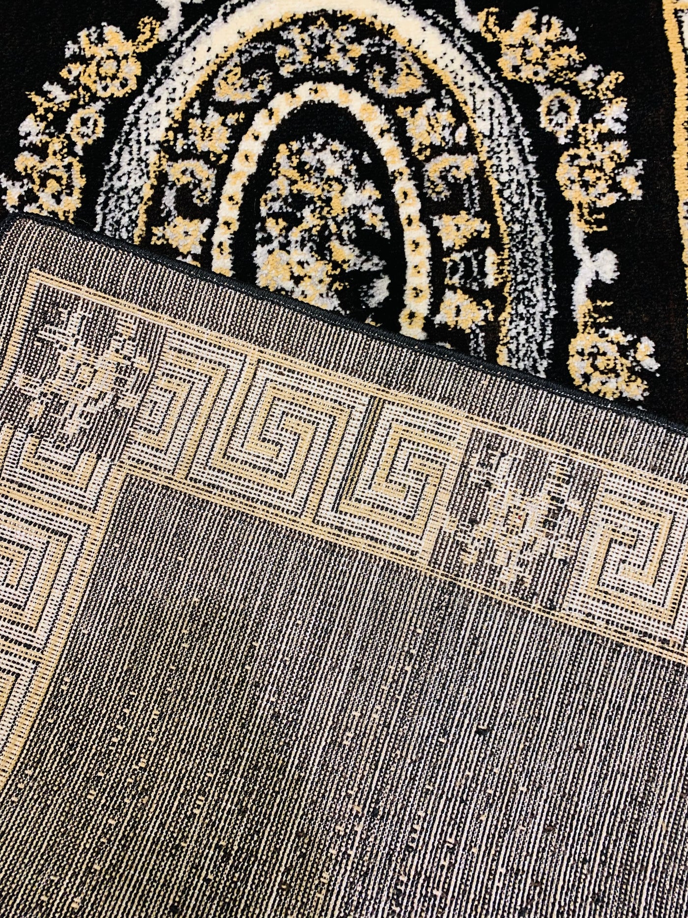 Versace-Modern Polypropylene Runner 2.6 Ft Width X 6.6 Ft Length