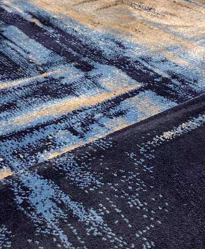 MODERN POLYPROPYLENE RUG