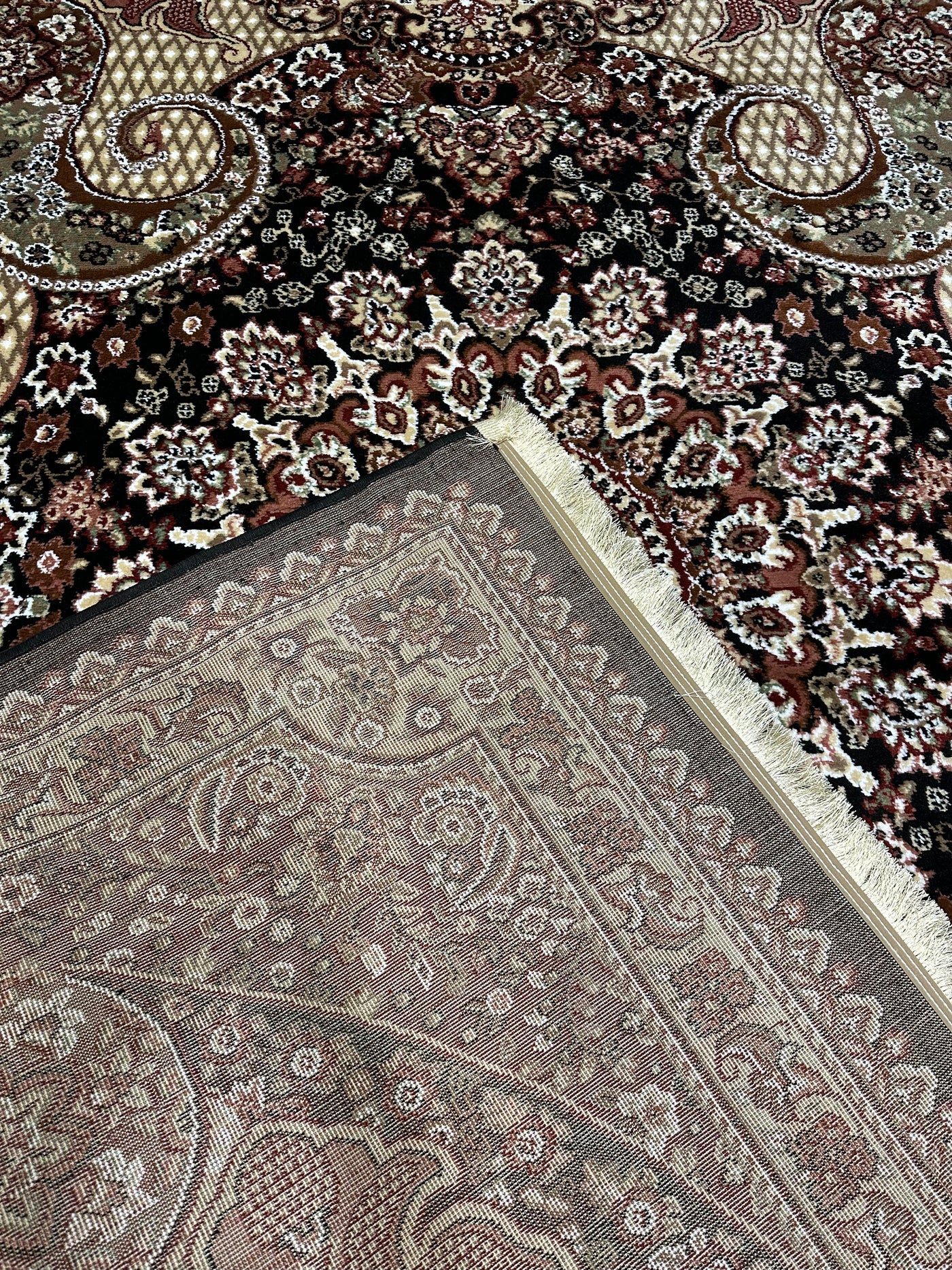 TRADITIONAL-POLYPROPYLENE YARN RUG