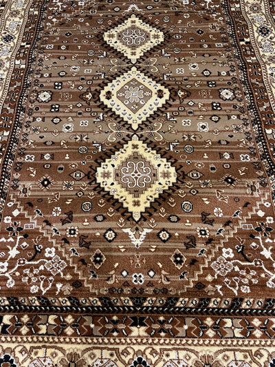 TRADITIONAL-POLYPROPYLENE YARN RUG