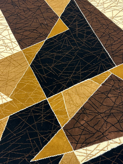 MODERN POLYPROPYLENE RUG