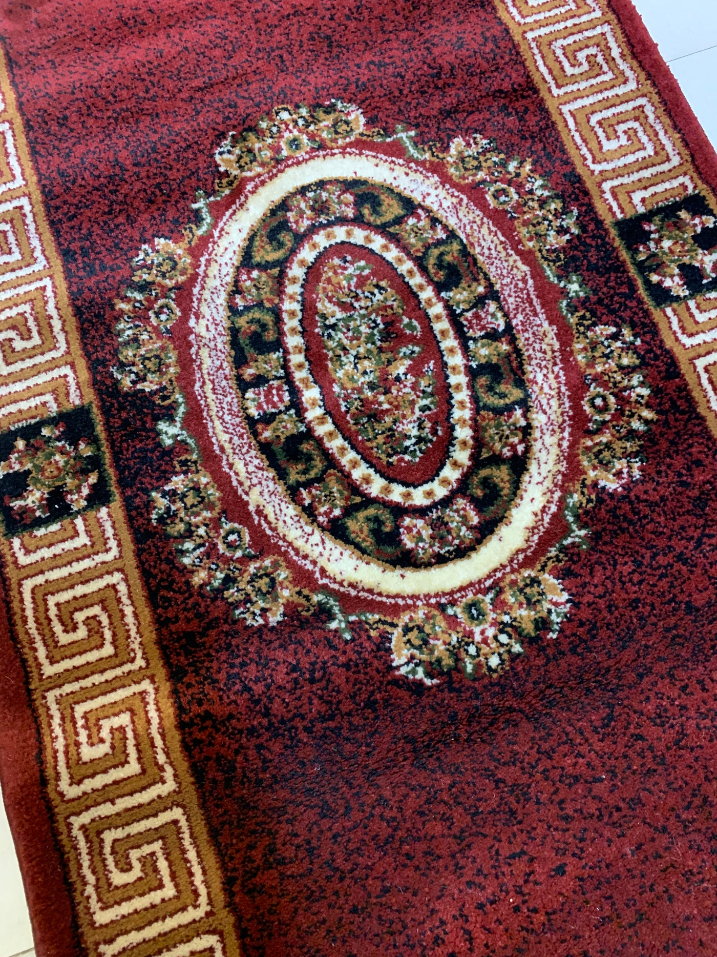 MODERN-POLYPROPYLENE RUNNER