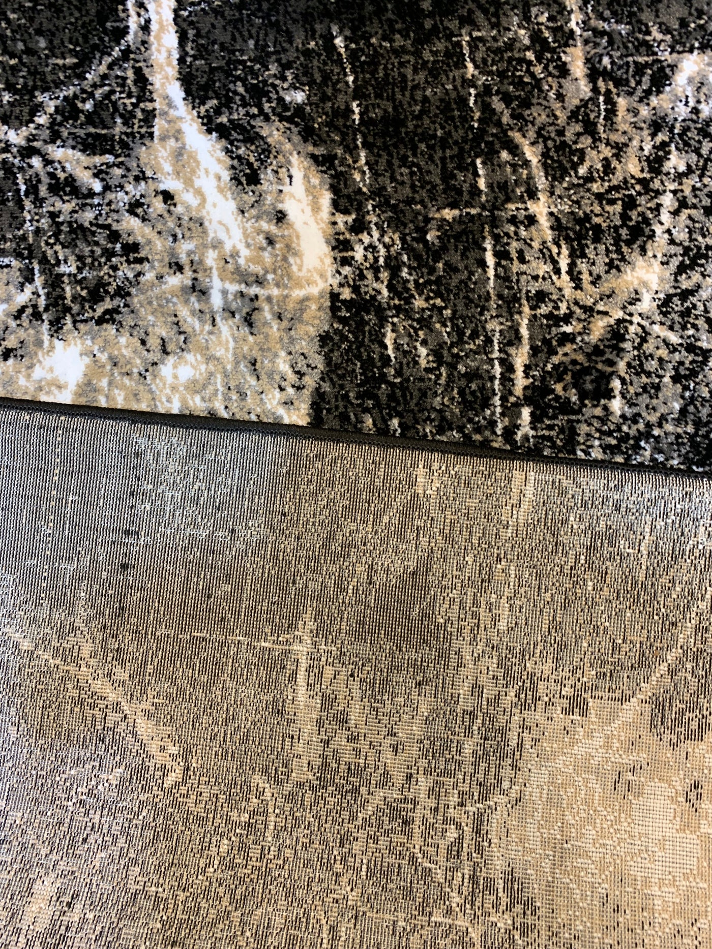 MODERN POLYPROPYLENE YARN RUG (Article-X112)