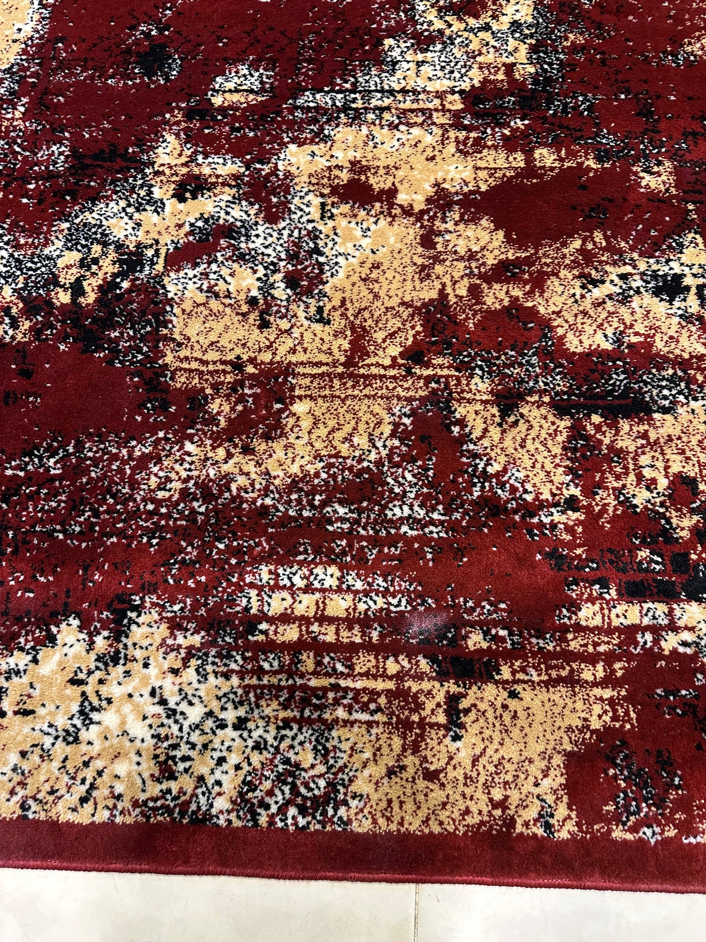 MODERN -POLYPROPYLENE YARN RUG