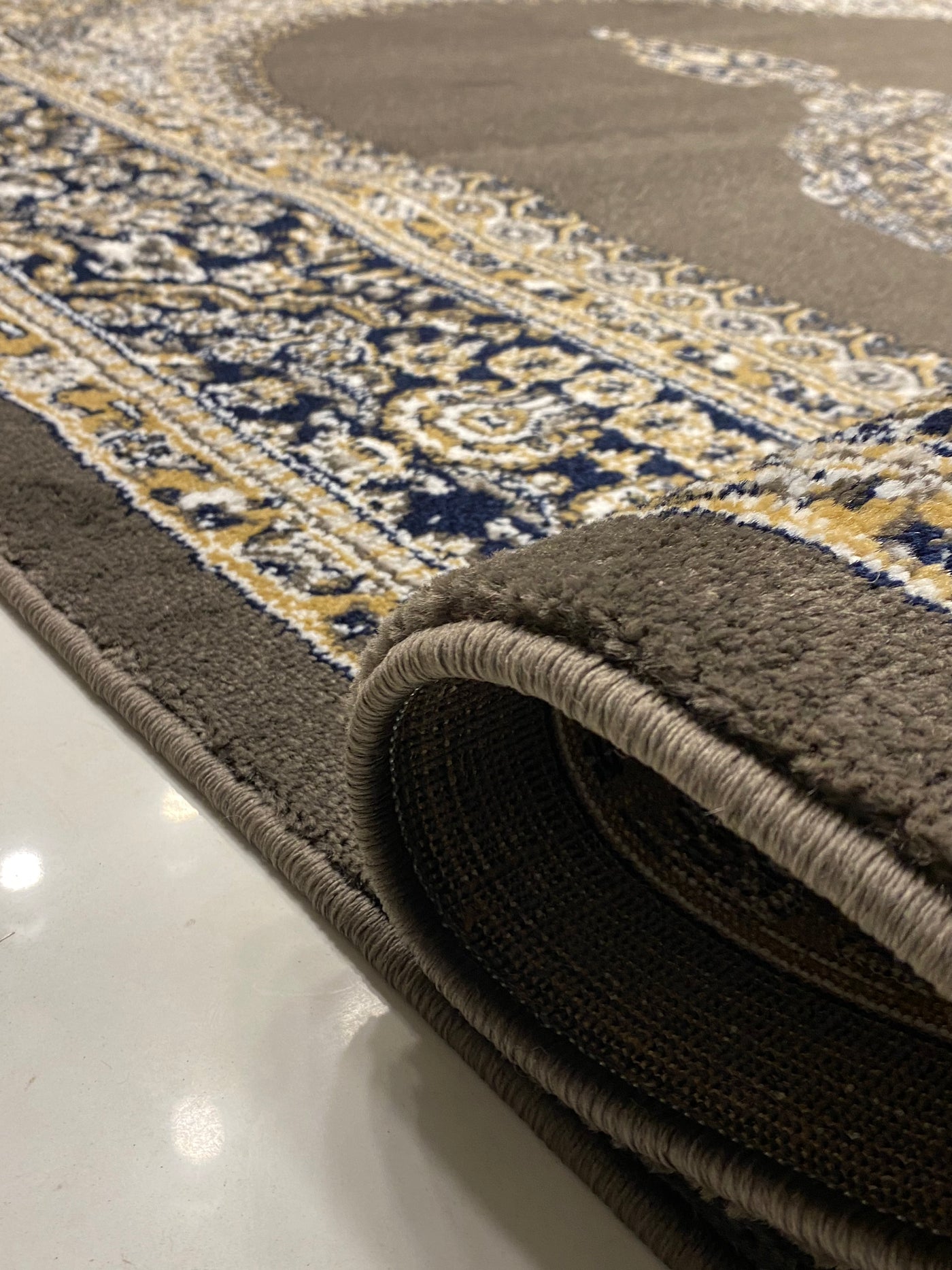 PERSIAN POLYPROPYLENE RUG