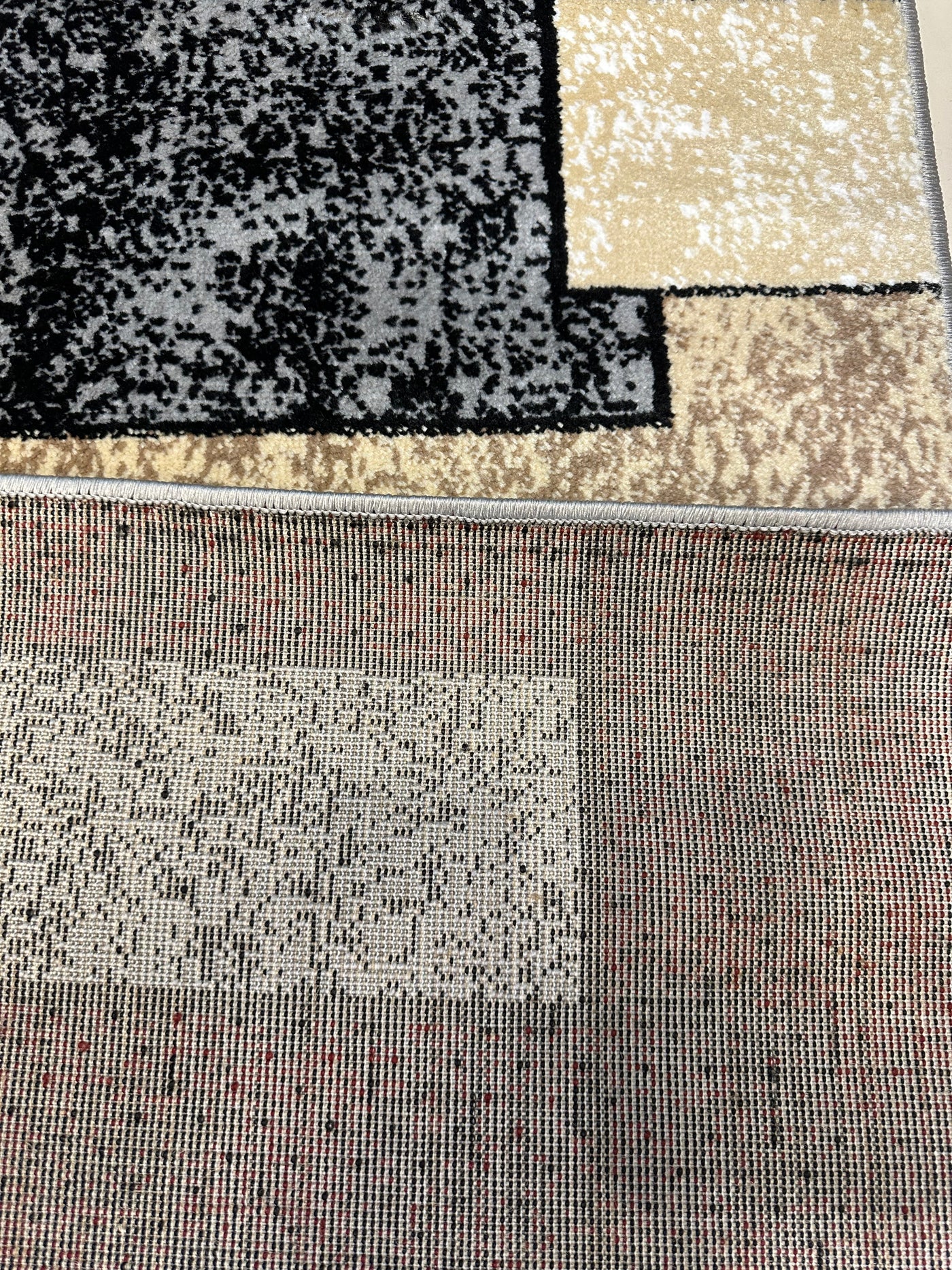 MODERN-POLYPROPYLENE YARN RUG