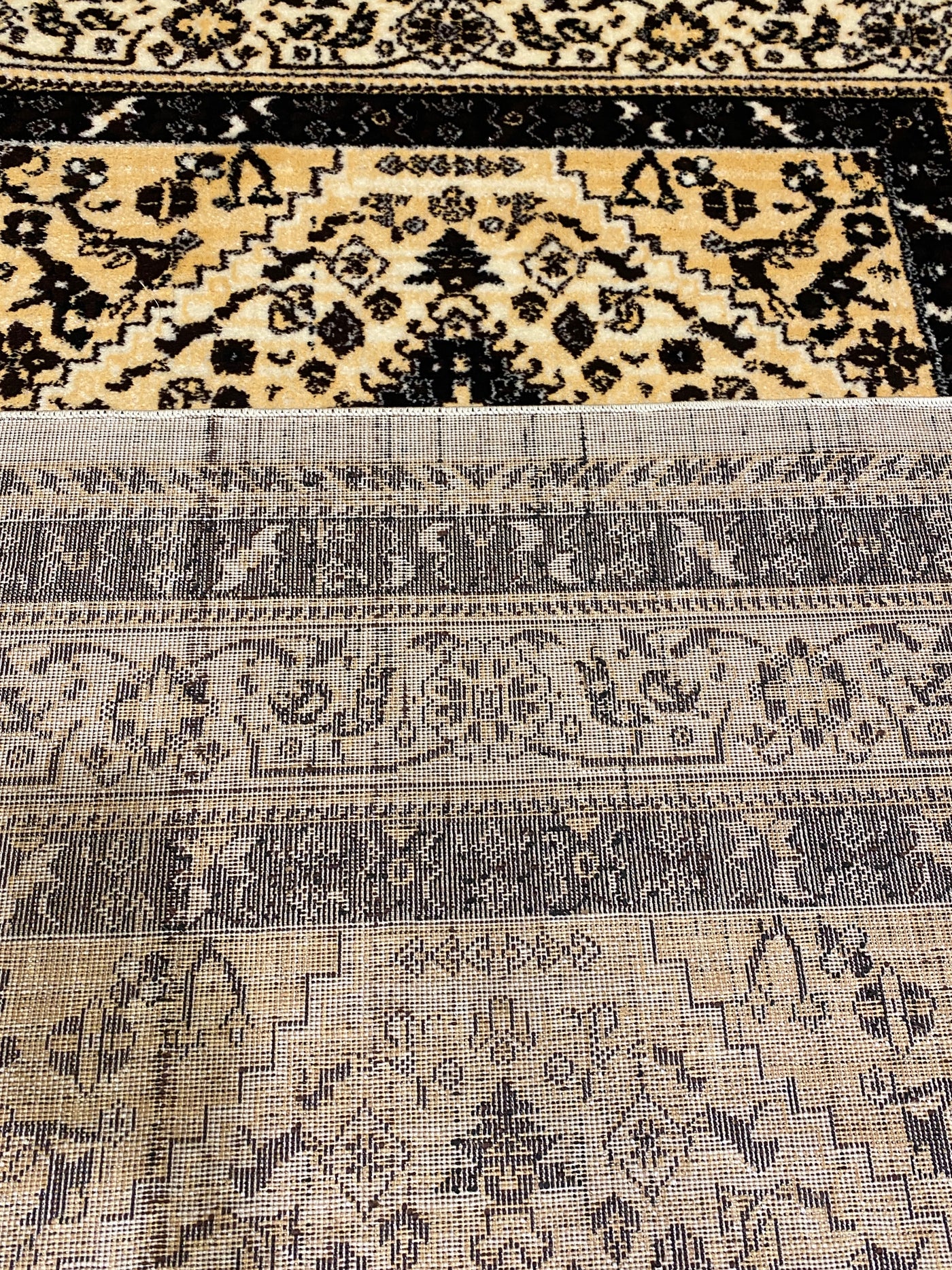 PERSIAN POLYPROPYLENE YARN RUG