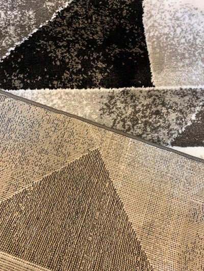MODERN-POLYPROPYLENE RUNNER