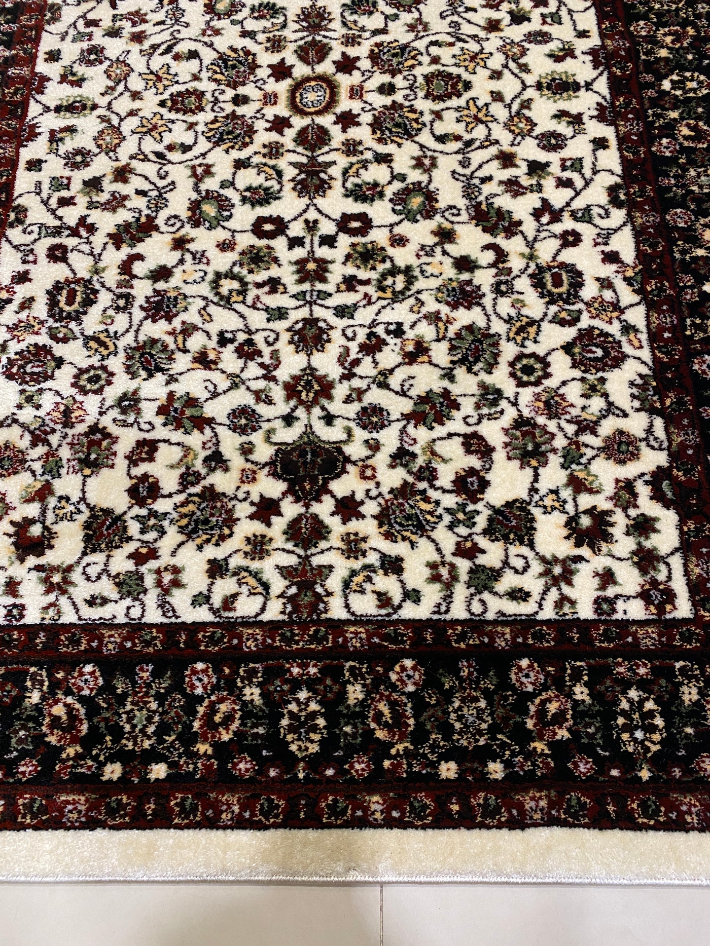 PERSIAN POLYPROPYLENE YARN RUG