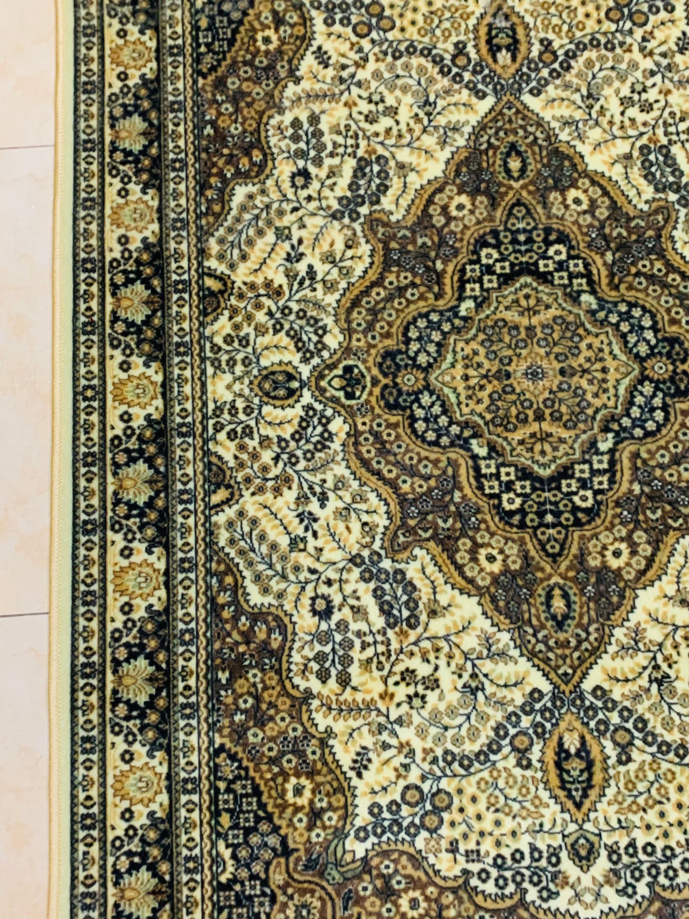 NON-WOVEN PRINTED RUG